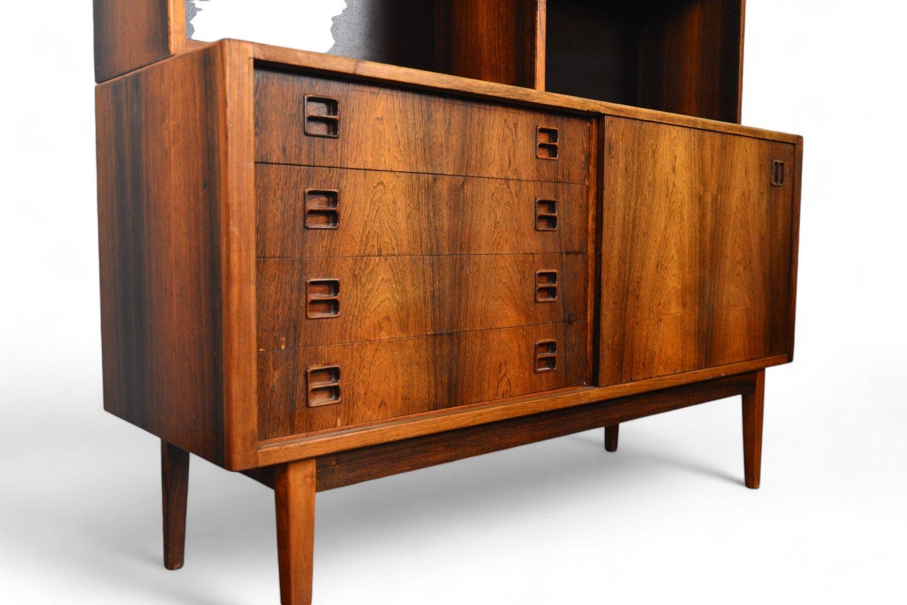 Danese Piccola credenza moderna danese in legno di palissandro con libreria Hutch in vendita