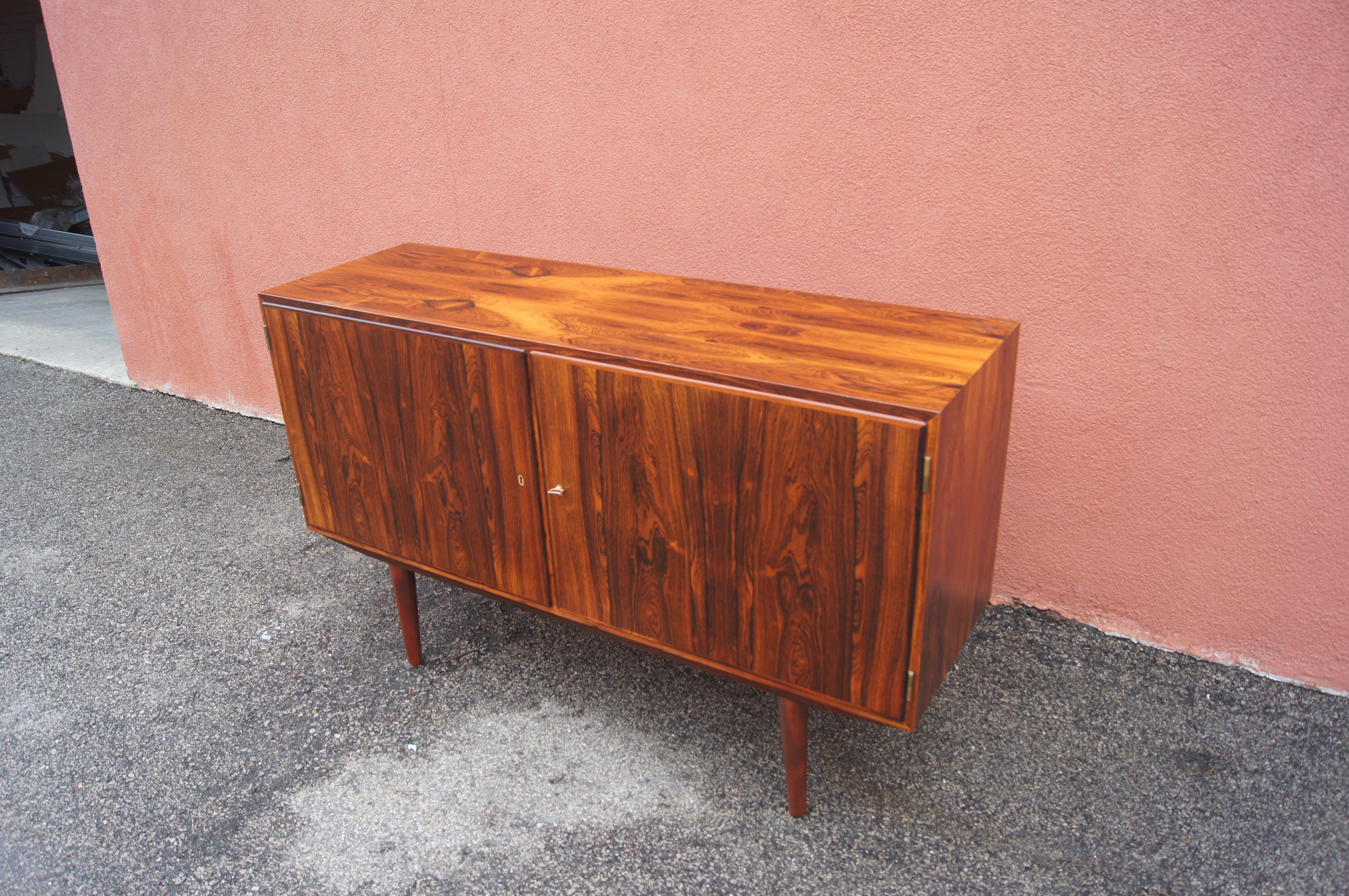 Small Danish Modern Rosewood Credenza In Good Condition For Sale In Dorchester, MA