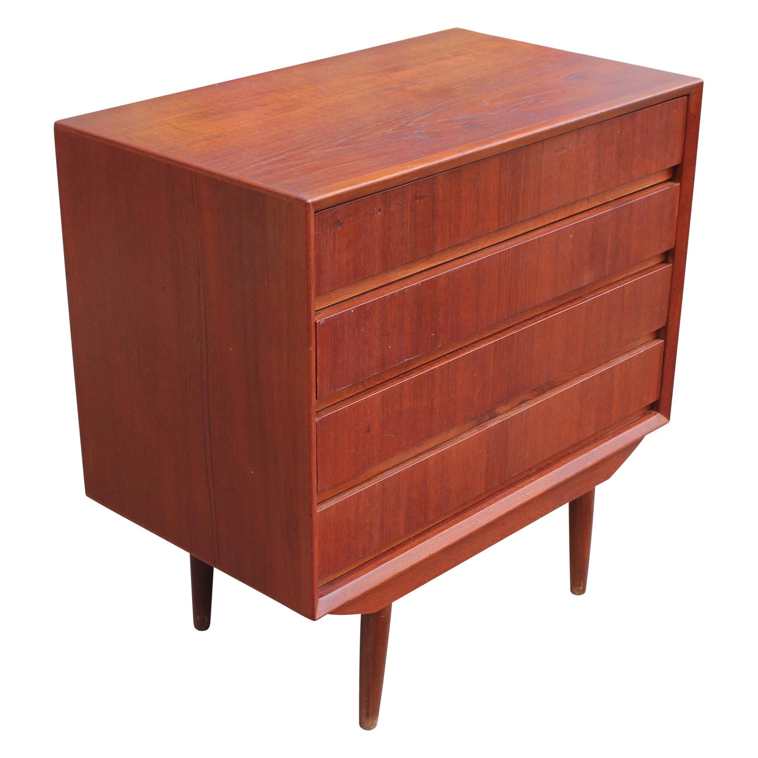 Small Danish Teak Four-Drawer Chest of Drawers or Nightstand by Svend Madsen In Good Condition In Houston, TX