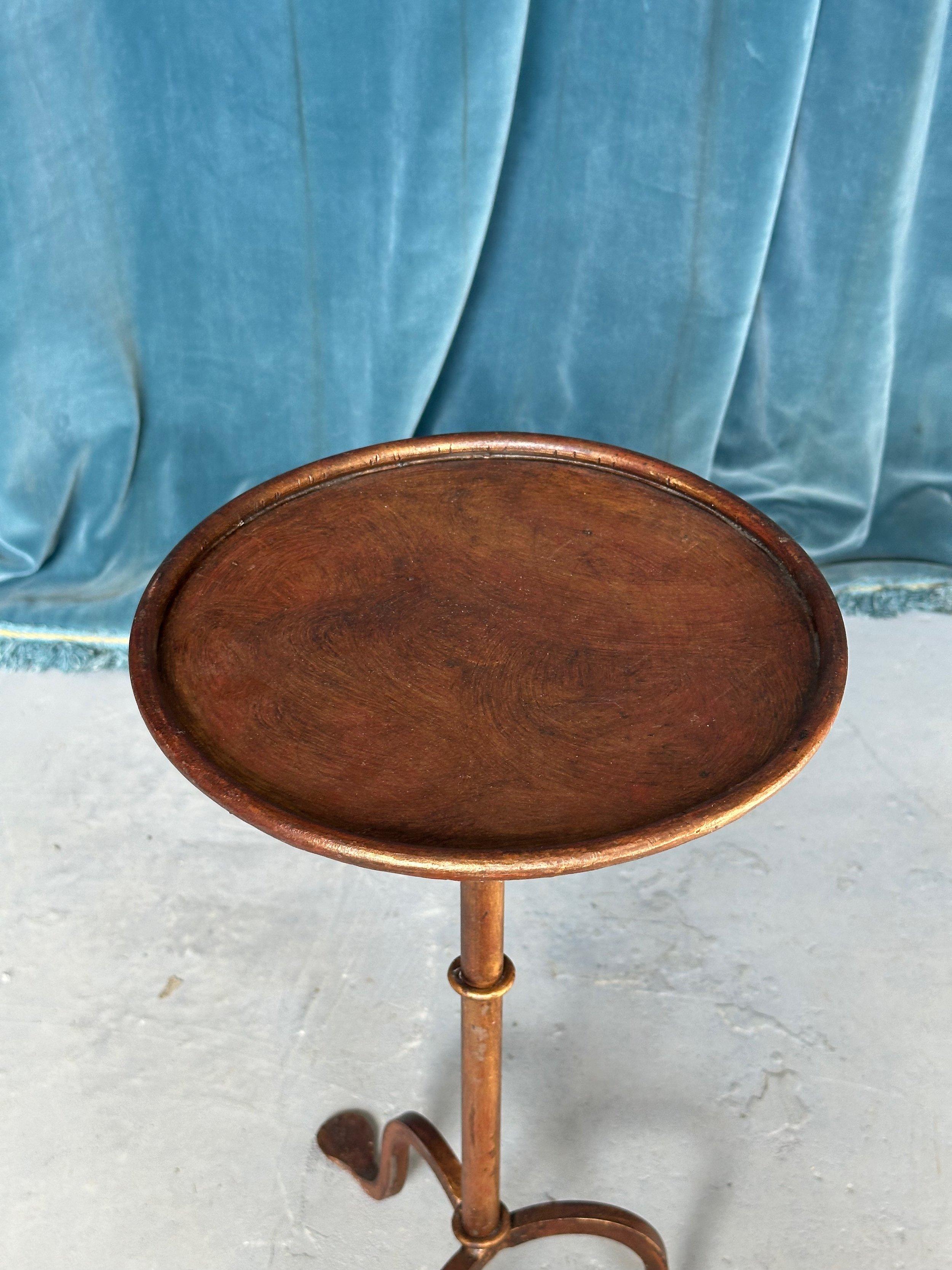 Small Dark Gilt Metal Drinks Table with Curved Legs For Sale 5