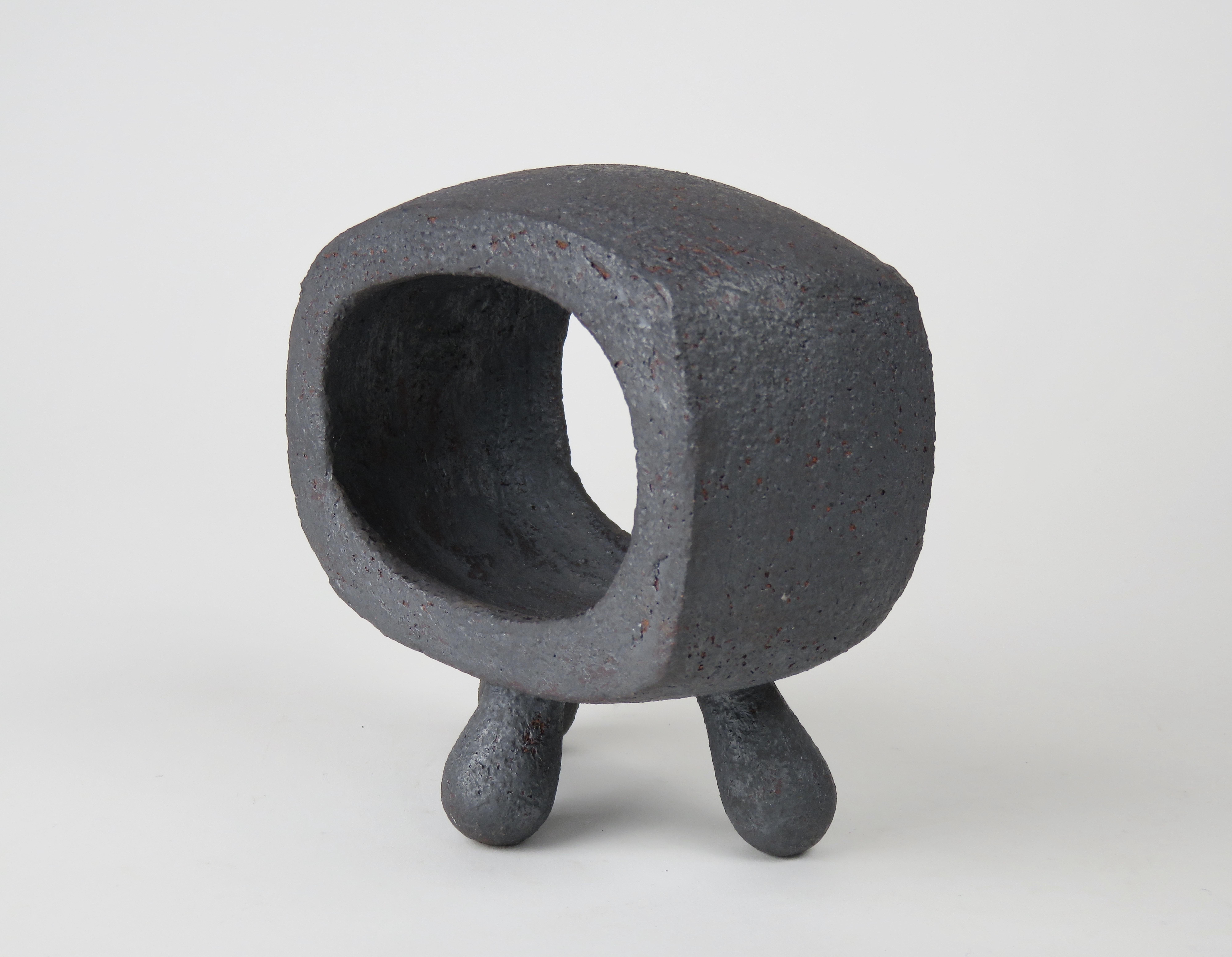 Small Dark Silver-Gray Hollow Rectangular Ring Ceramic Sculpture on 3 Legs In New Condition In New York, NY