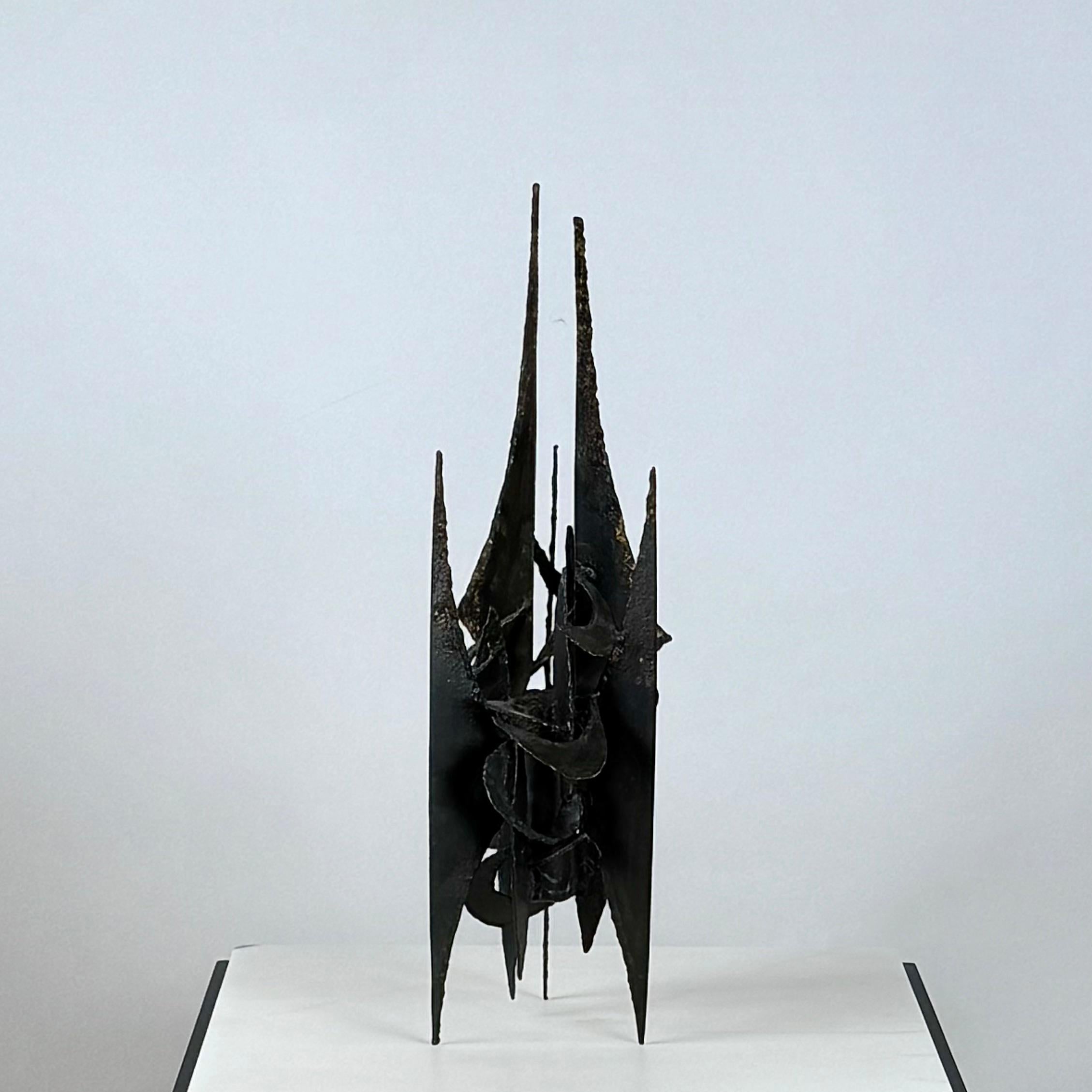 Small Decorative Brutalist Sculpture on Brass Stand For Sale 4
