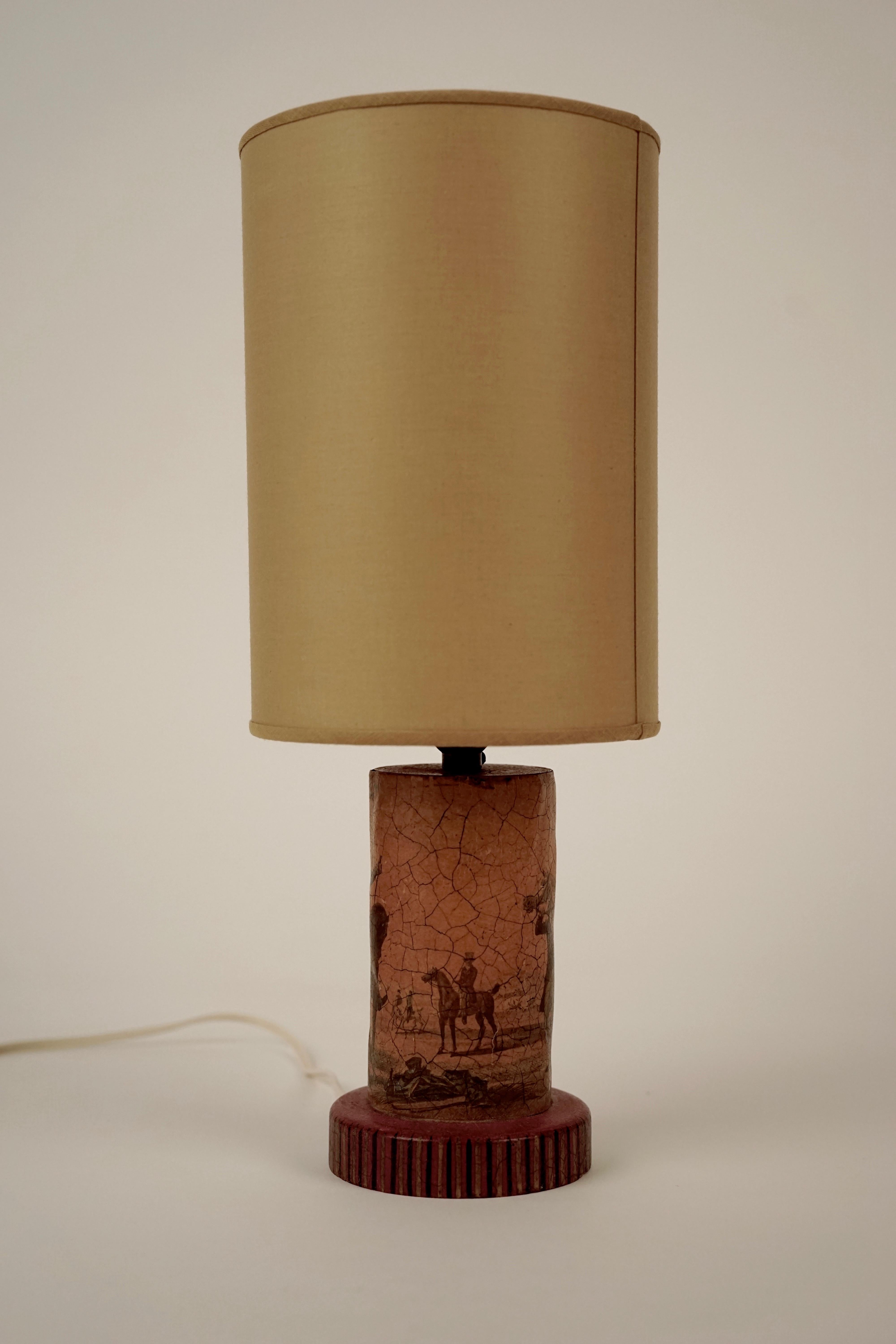 British Small Découpage Table Lamp in Hollywood Regency Style For Sale