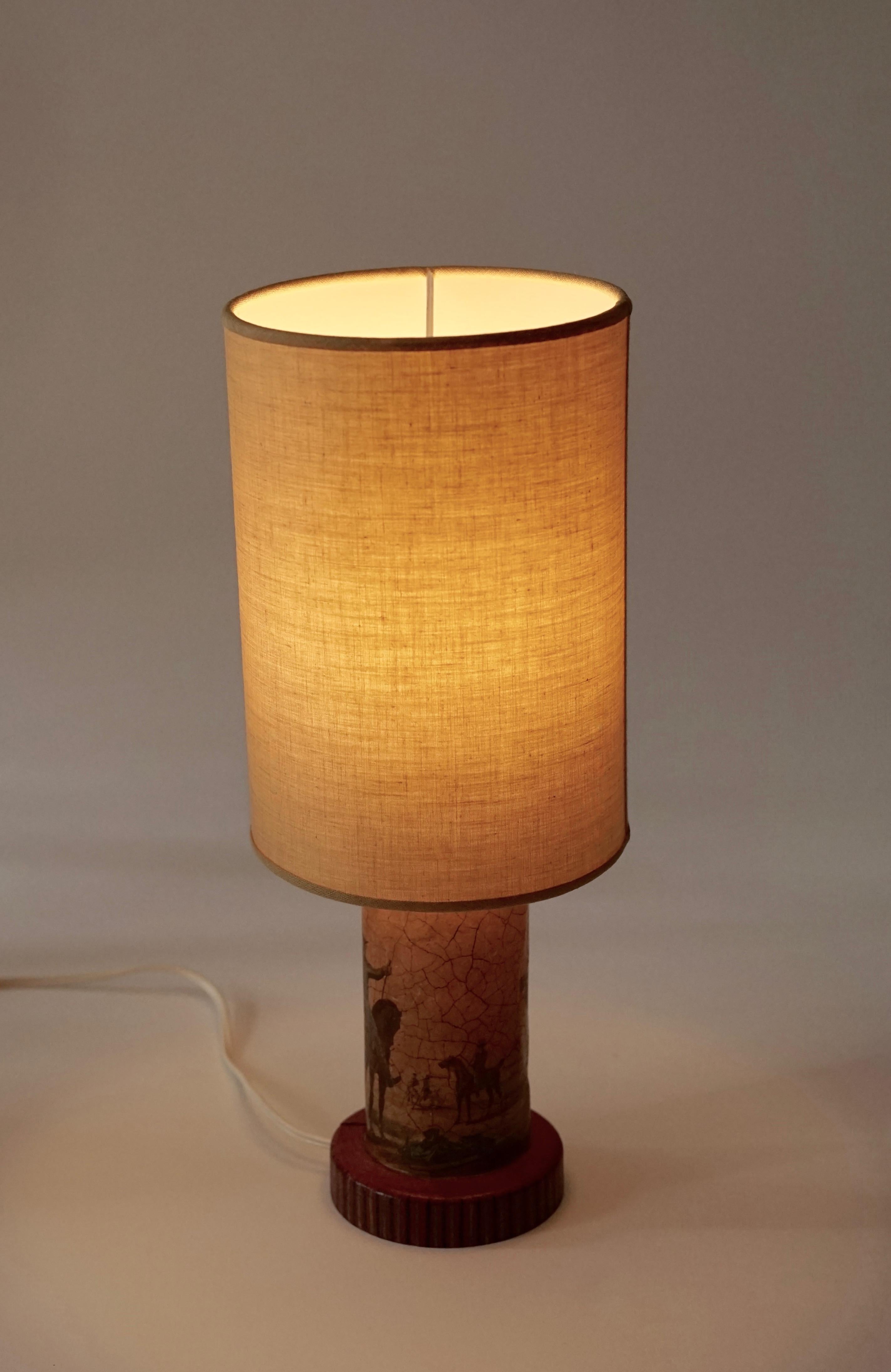Small Découpage Table Lamp in Hollywood Regency Style For Sale 3