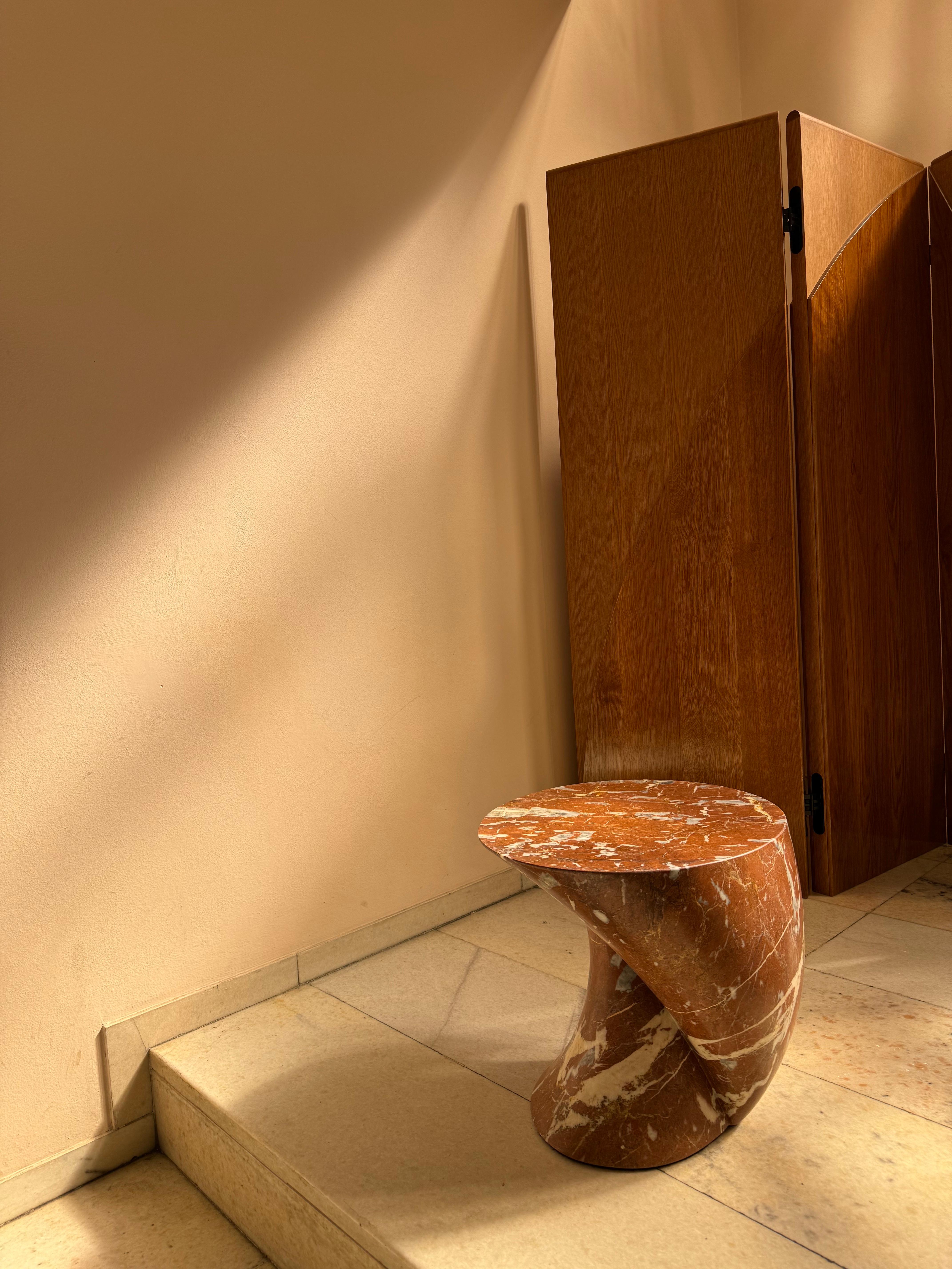 Small Departed Marble Side Table by Studio TOOJ For Sale 1