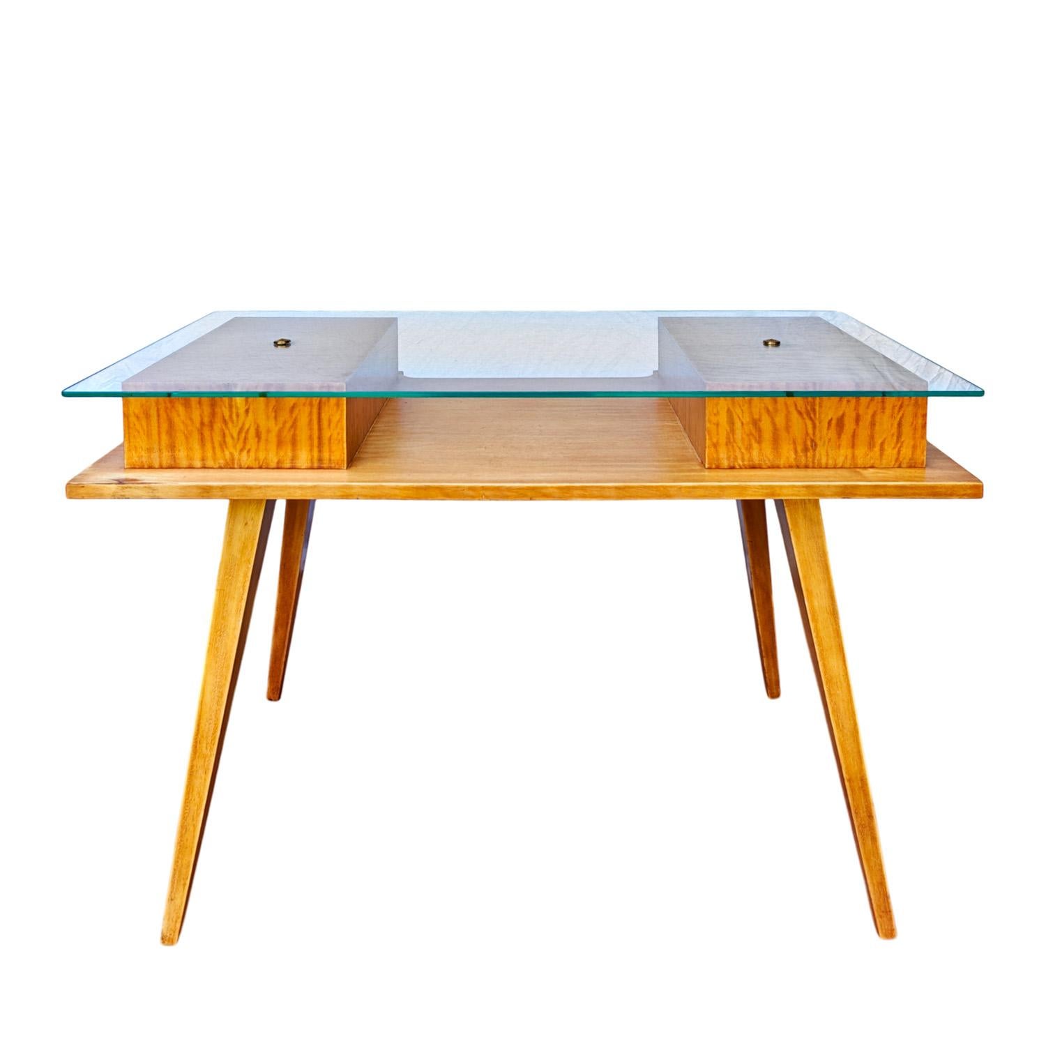 Small desk – France 1950 In Good Condition For Sale In Girona, Girona