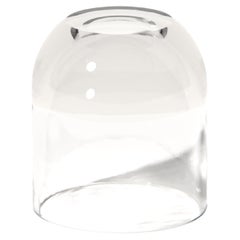 Petite table d'appoint Dew Drop en résine translucide cristalline, par Ian Cochran