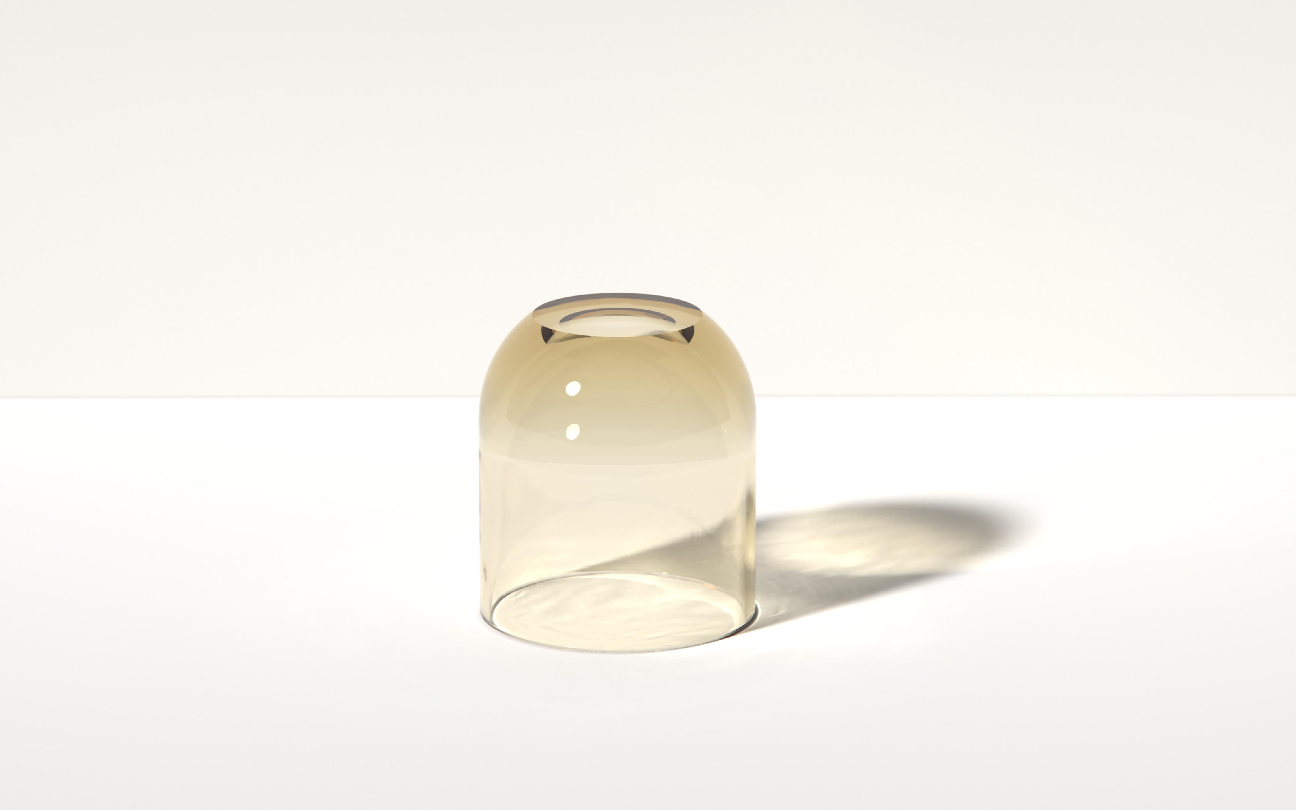 Tavolino Dew Drop in resina traslucida Deep Oliver, di Ian Cochran in vendita 5
