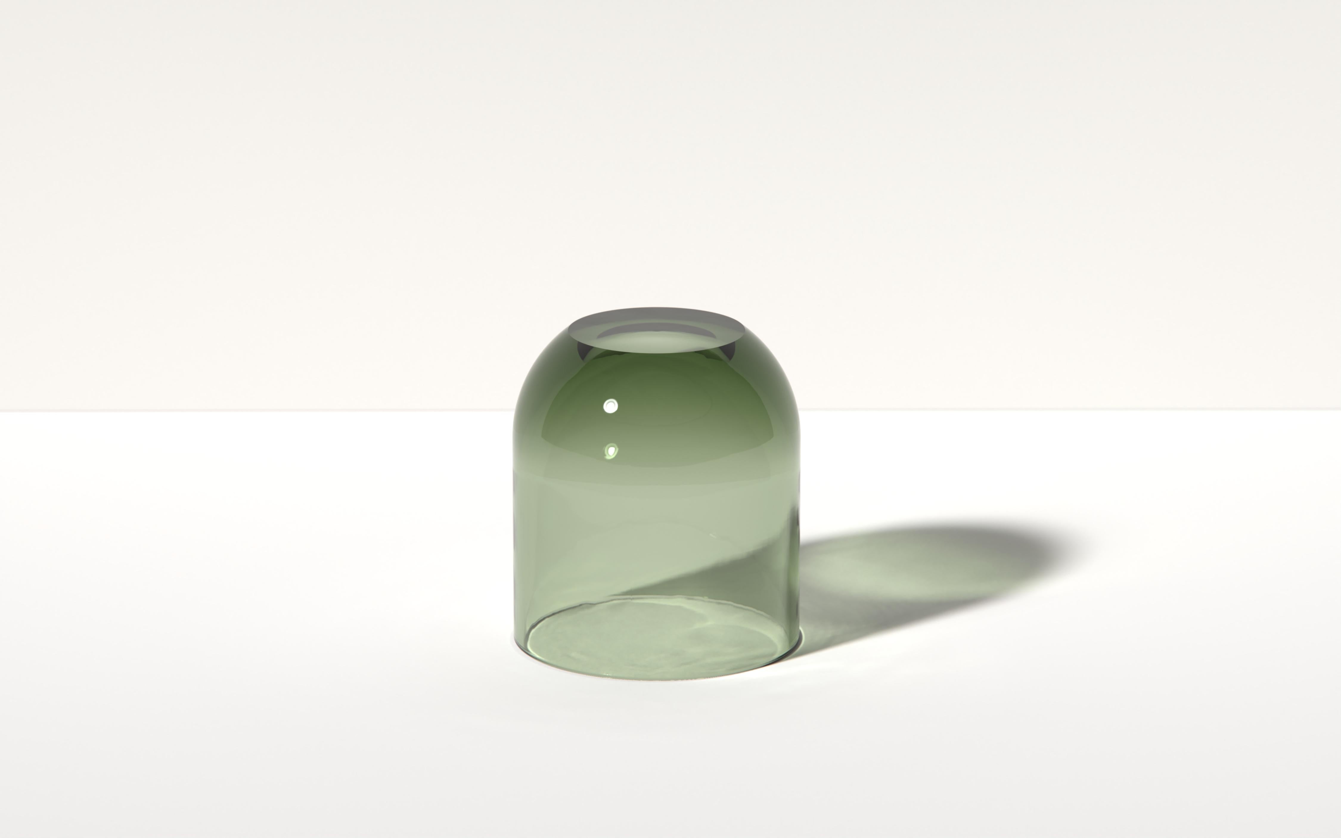 Kleiner Beistelltisch Dew Drop in Spritz Orange, transluzentes Kunstharz, von Ian Cochran im Angebot 1