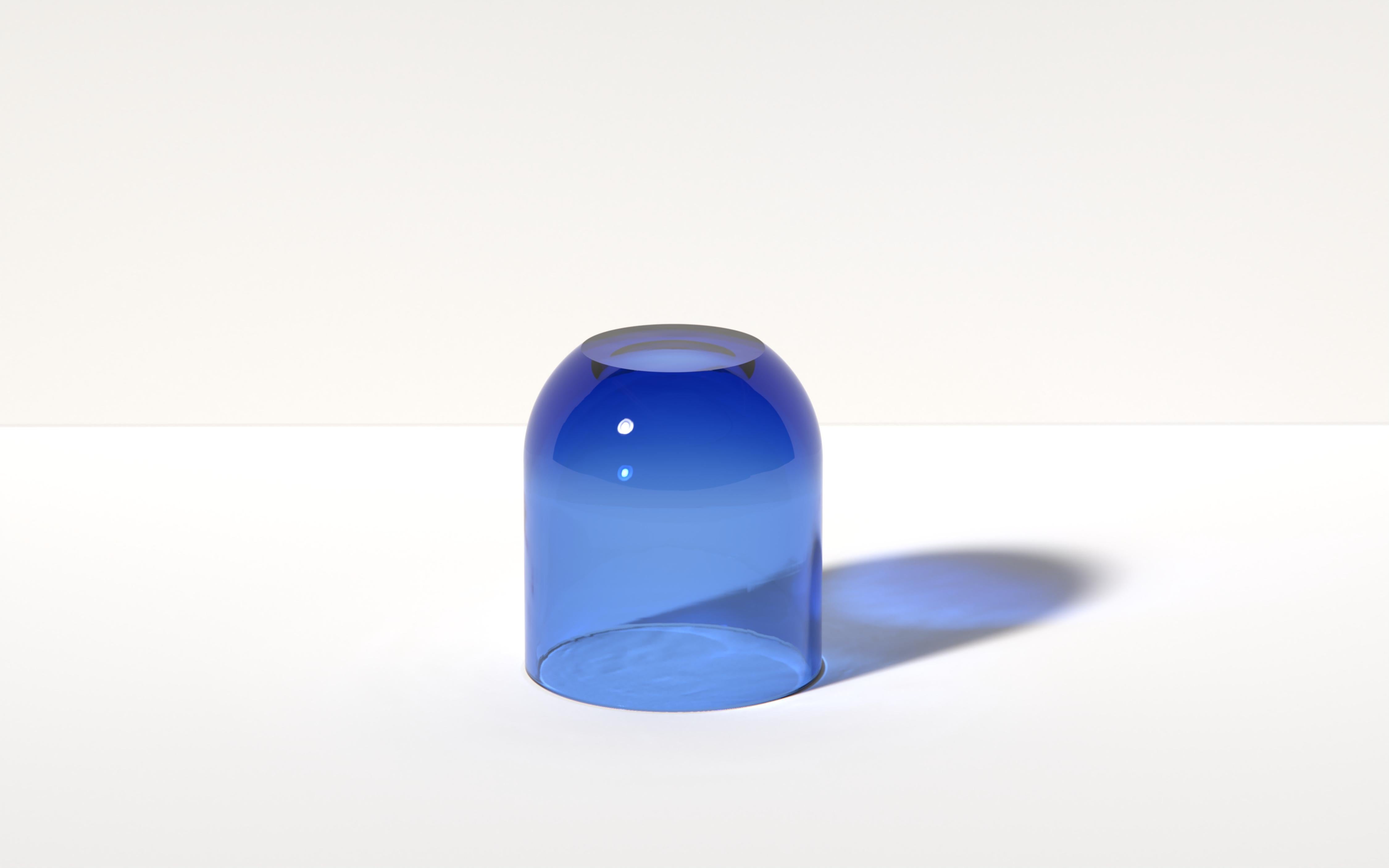 Kleiner Beistelltisch Dew Drop in Spritz Orange, transluzentes Kunstharz, von Ian Cochran im Angebot 3