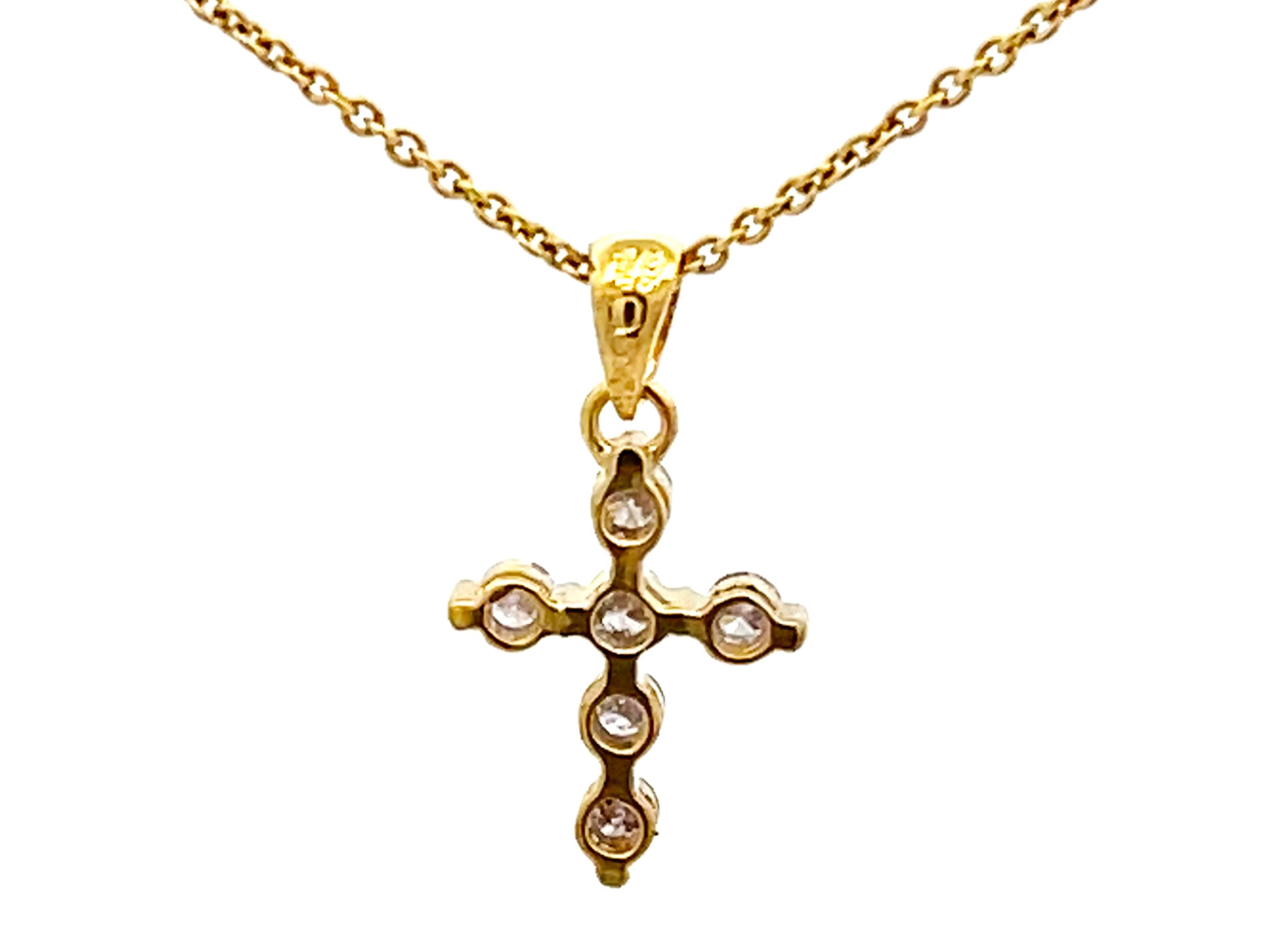 Small Diamond Cross Necklace 18k Yellow Gold For Sale 1