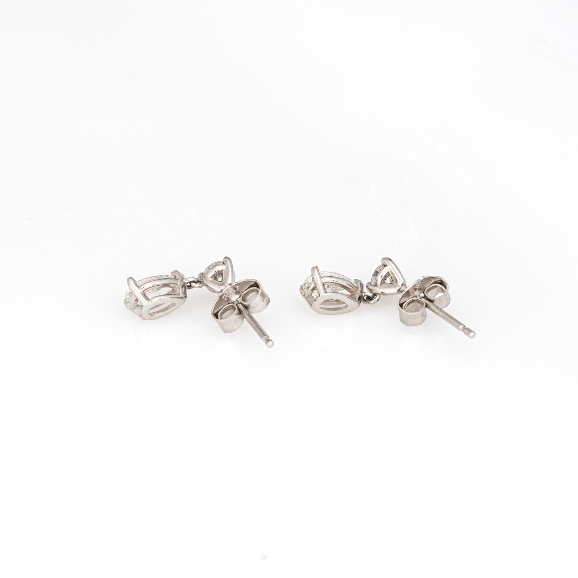 Pendientes de gota de diamante pequeños Estate Platinum Tallas mixtas Fine Jewelry Tallas de pera Contemporáneo en venta