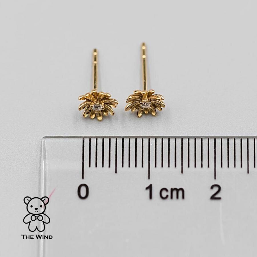 Brilliant Cut Small Diamond Marguerites Flower Stud Earrings 18K Yellow Gold For Sale