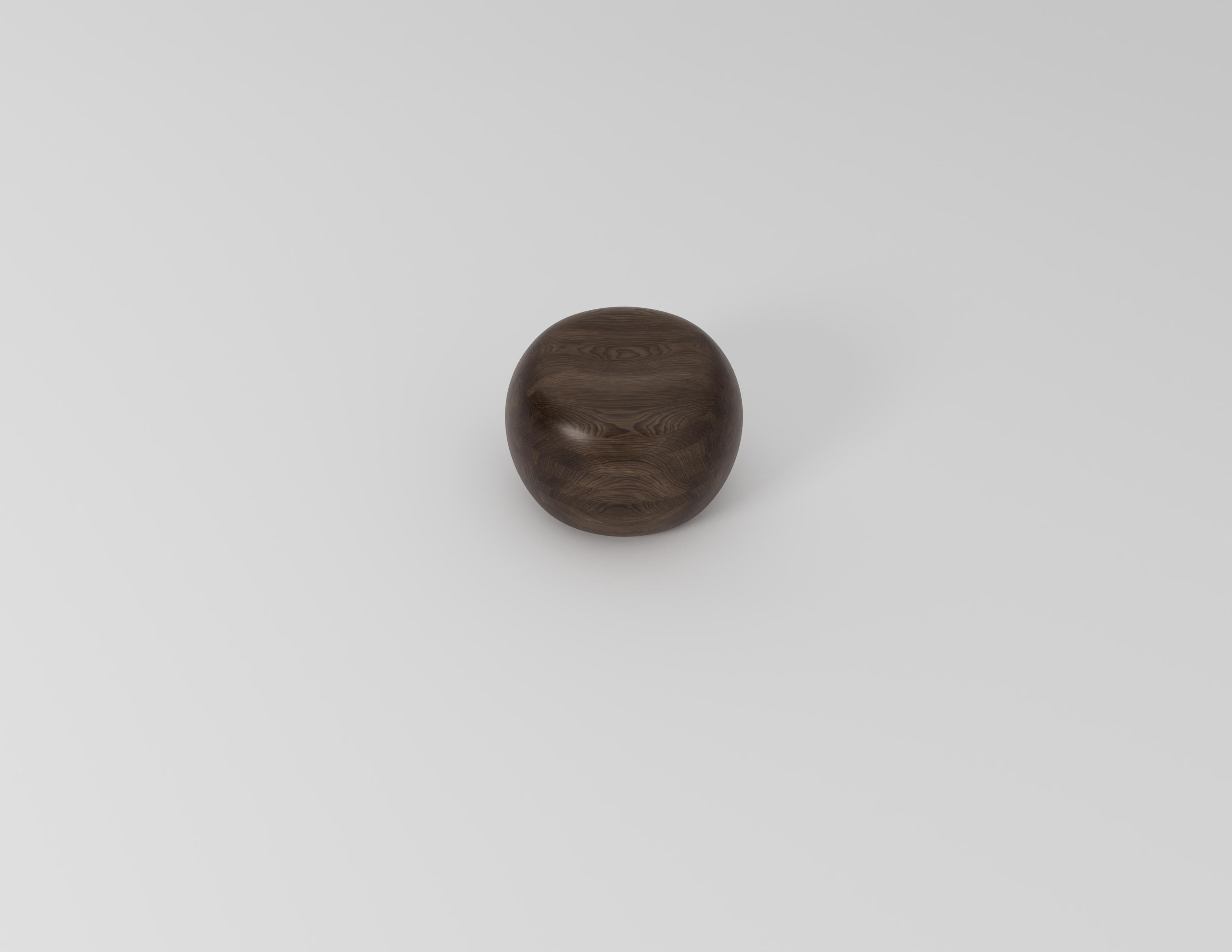 Small Dimple Walnut Stool by Studio TOOJ In New Condition For Sale In Geneve, CH