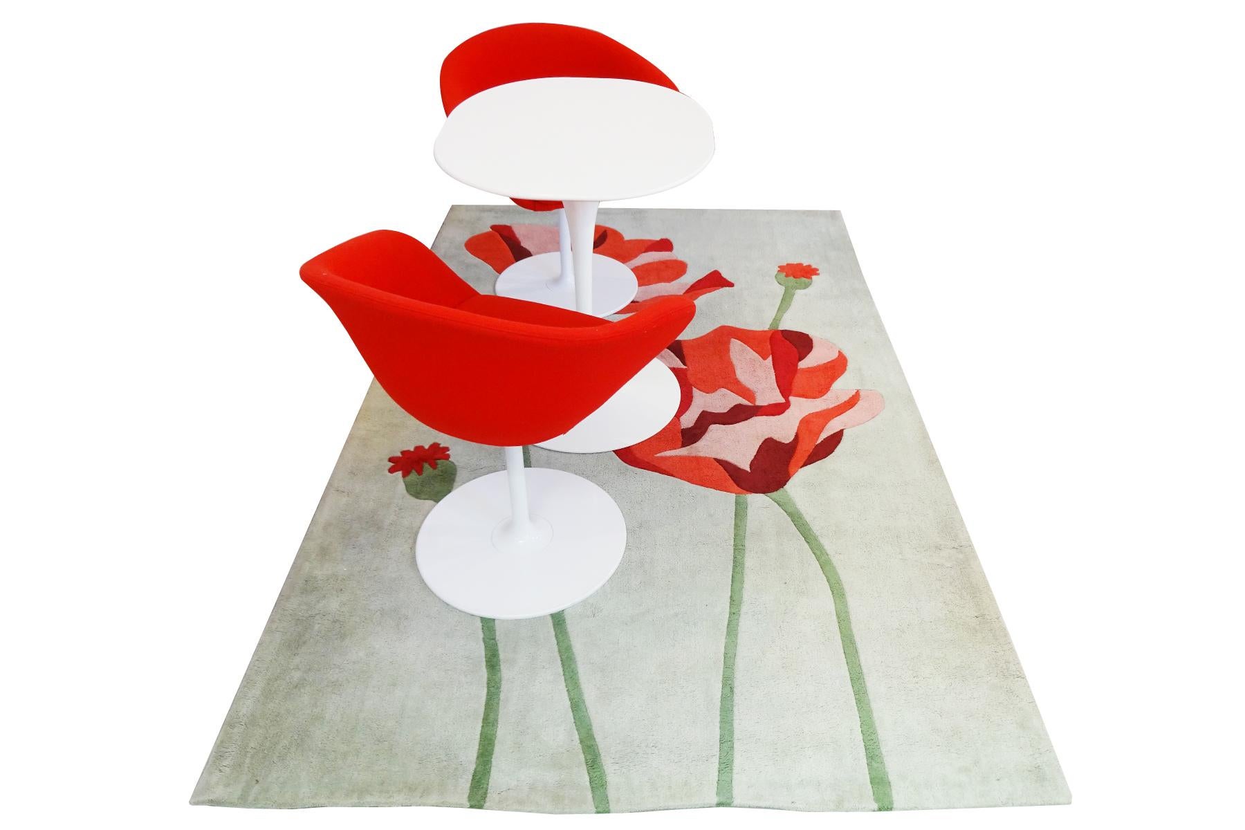 Italian Small Dining Set, Eero Saarinen Knoll Side Table, Arper Chairs and Poppy Rug