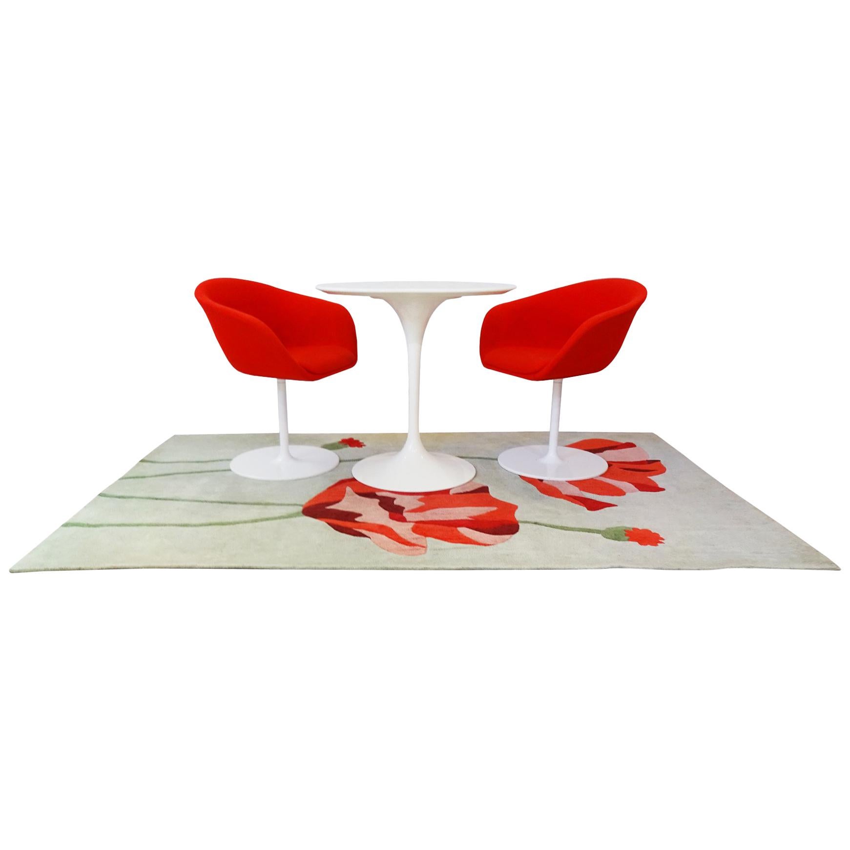 Small Dining Set, Eero Saarinen Knoll Side Table, Arper Chairs and Poppy Rug