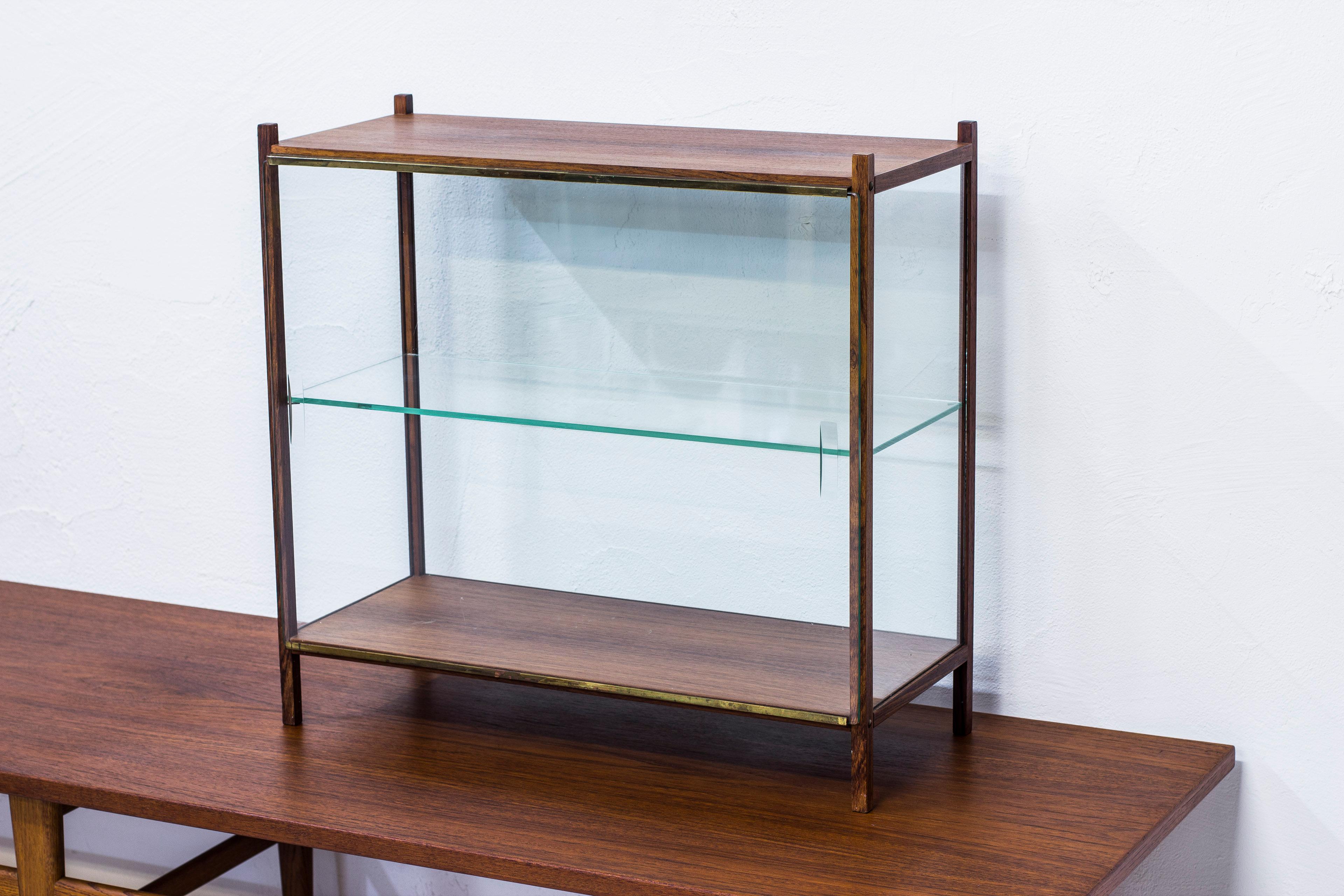Scandinavian Modern Small display cabinet in rosewood made in Sweden, 1960s