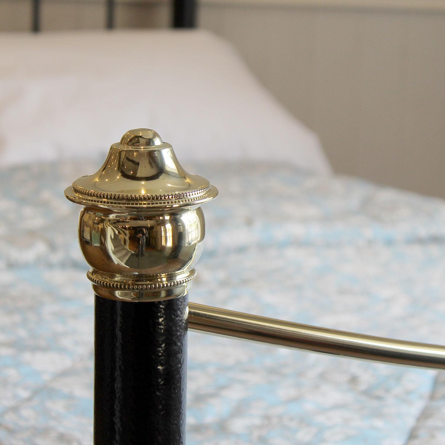 19th Century Small Double Brass and Iron Antique Victorian Bed in Black, MD152 For Sale