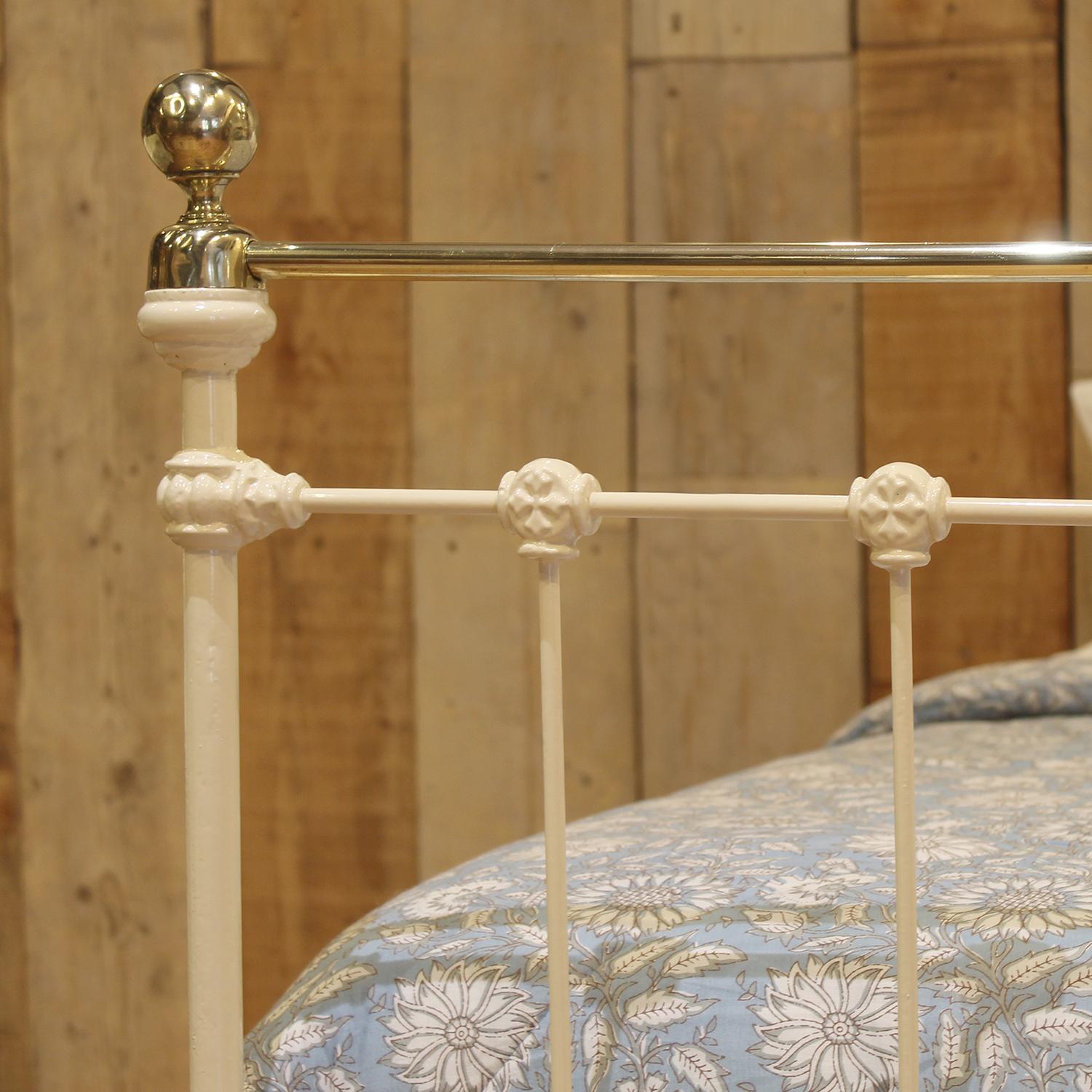 19th Century Small Double Brass and Iron Bed in Cream, MD161