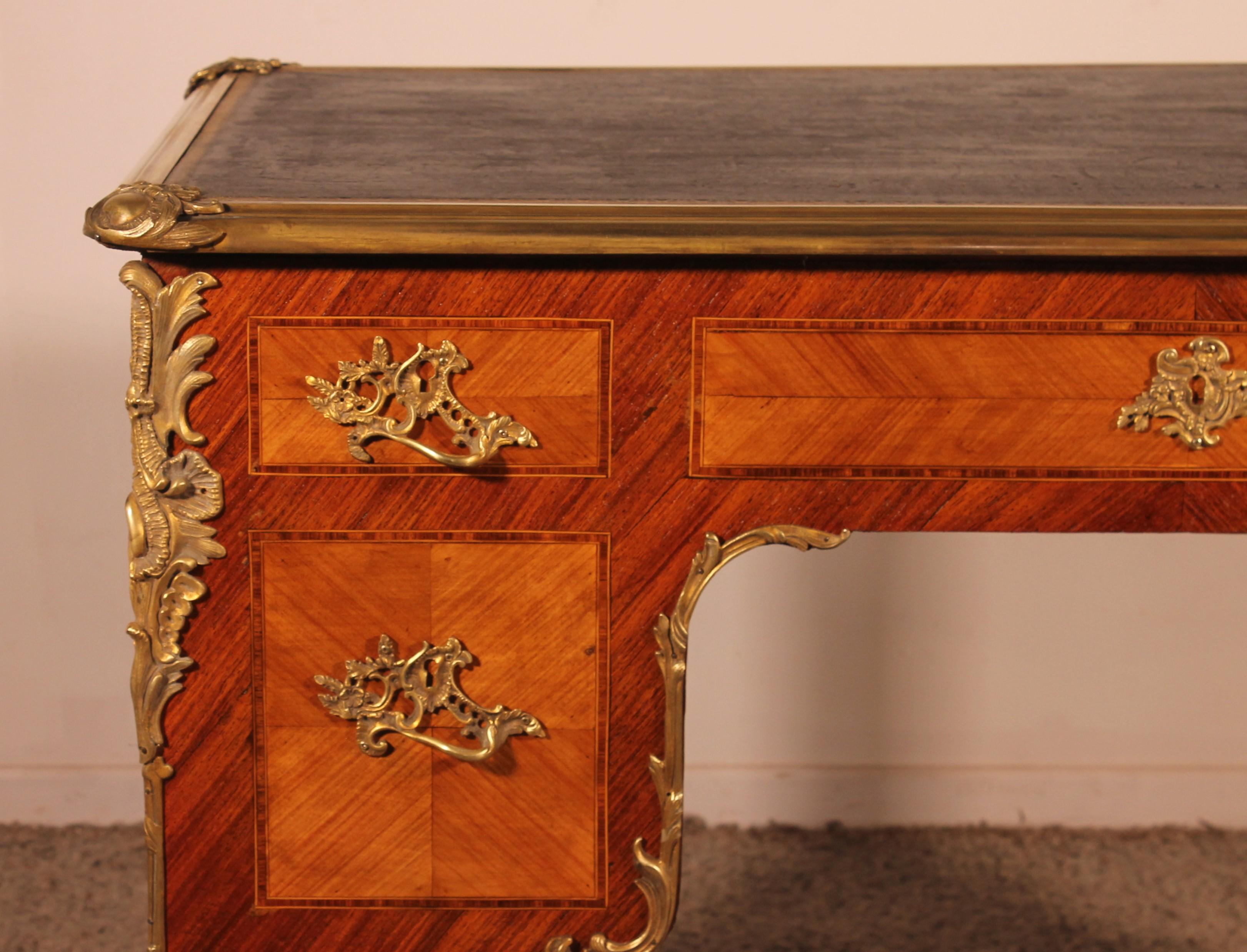 Small Double-sided Writing Table In Rosewood Louis XV Style From The 19th Centur For Sale 6