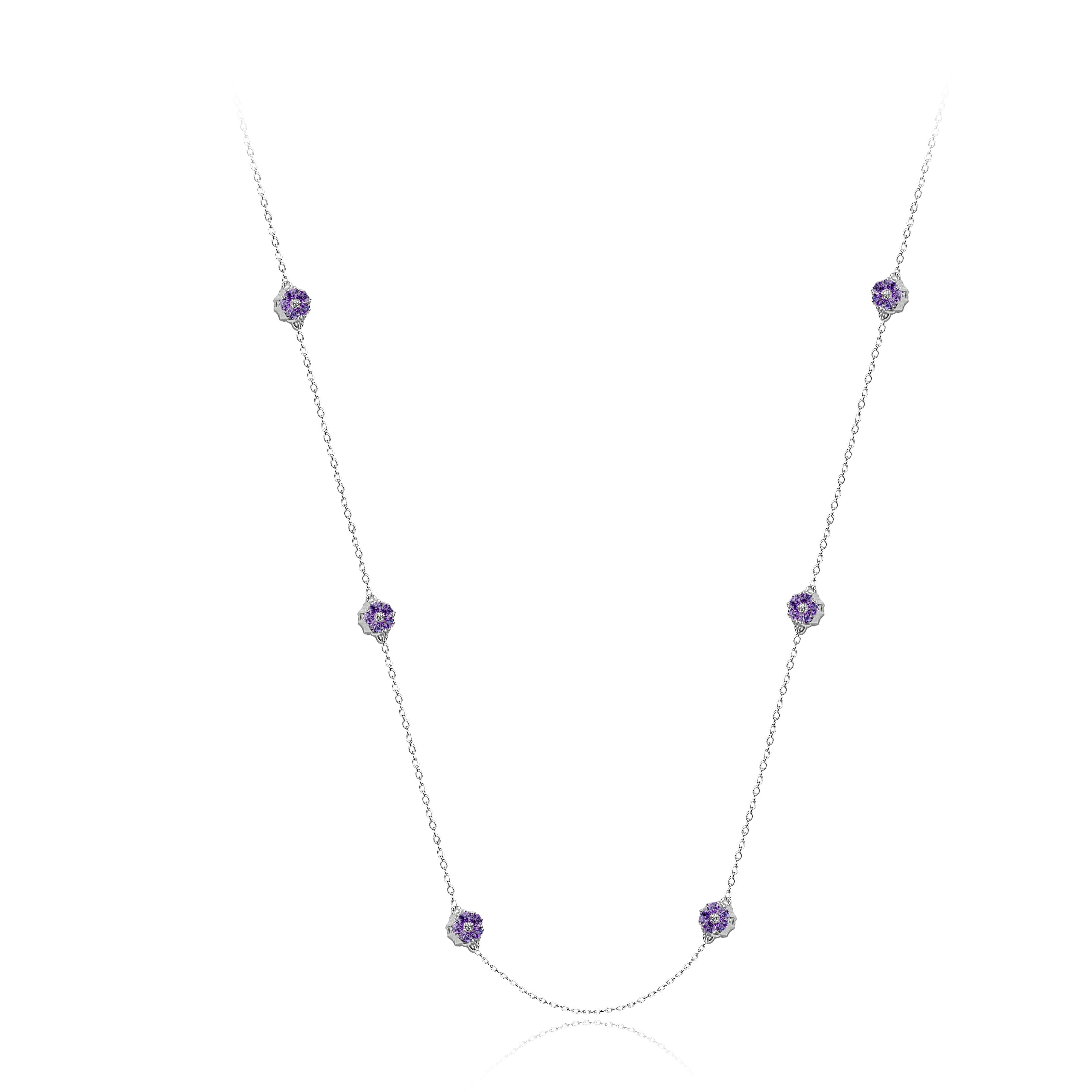 Modern Small Doublesided Blossom Chain Necklace For Sale