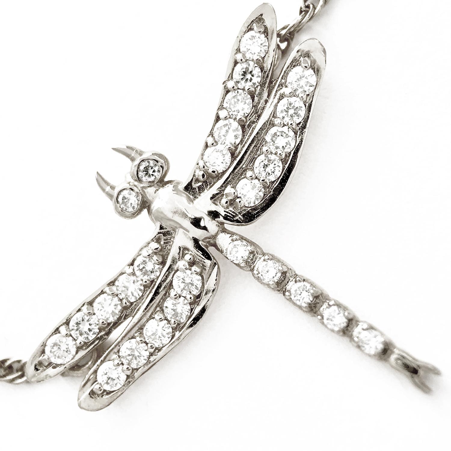 Small Dragonfly Diamond Necklace / White Gold In New Condition For Sale In Los Angeles, CA