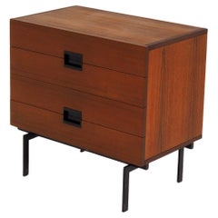 Commodes and Chests of Drawers