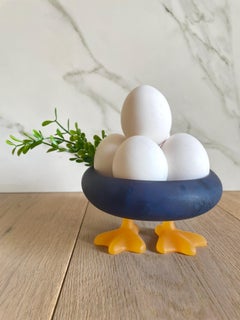 Vassoio anatroccolo piccolo in resina blu di Paola Valle