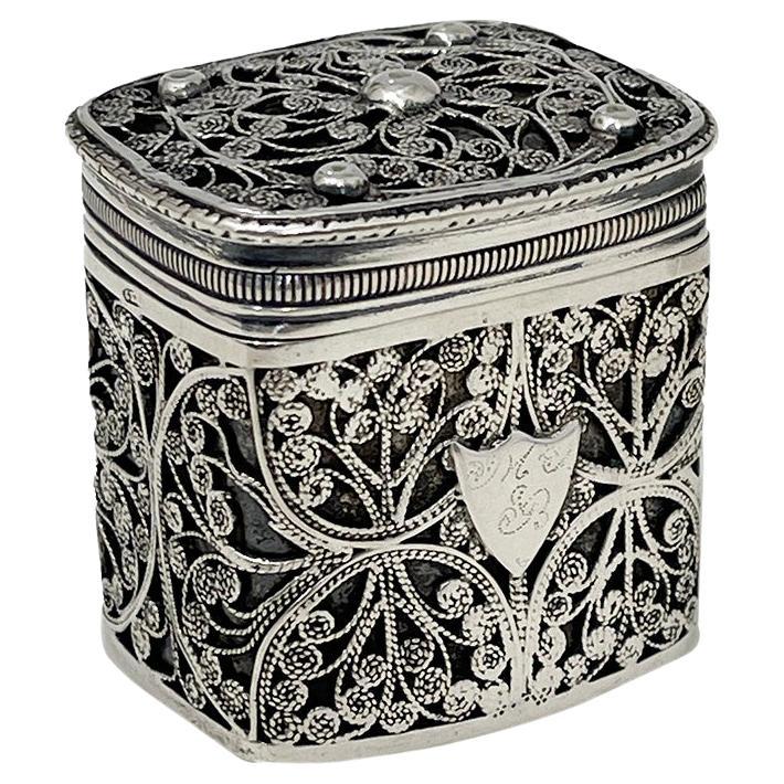 Small Dutch 19th Century Silver Lodderein or Snuff Box by Dirk de Gilde Koppenol For Sale