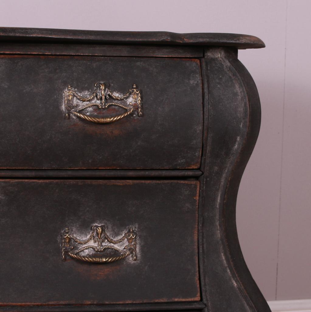 Small Dutch Commode In Good Condition In Leamington Spa, Warwickshire