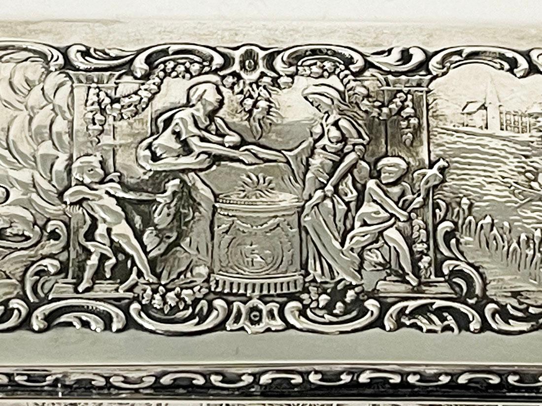 Pequeña caja holandesa de plata , Schoonhoven 1920 en venta 2