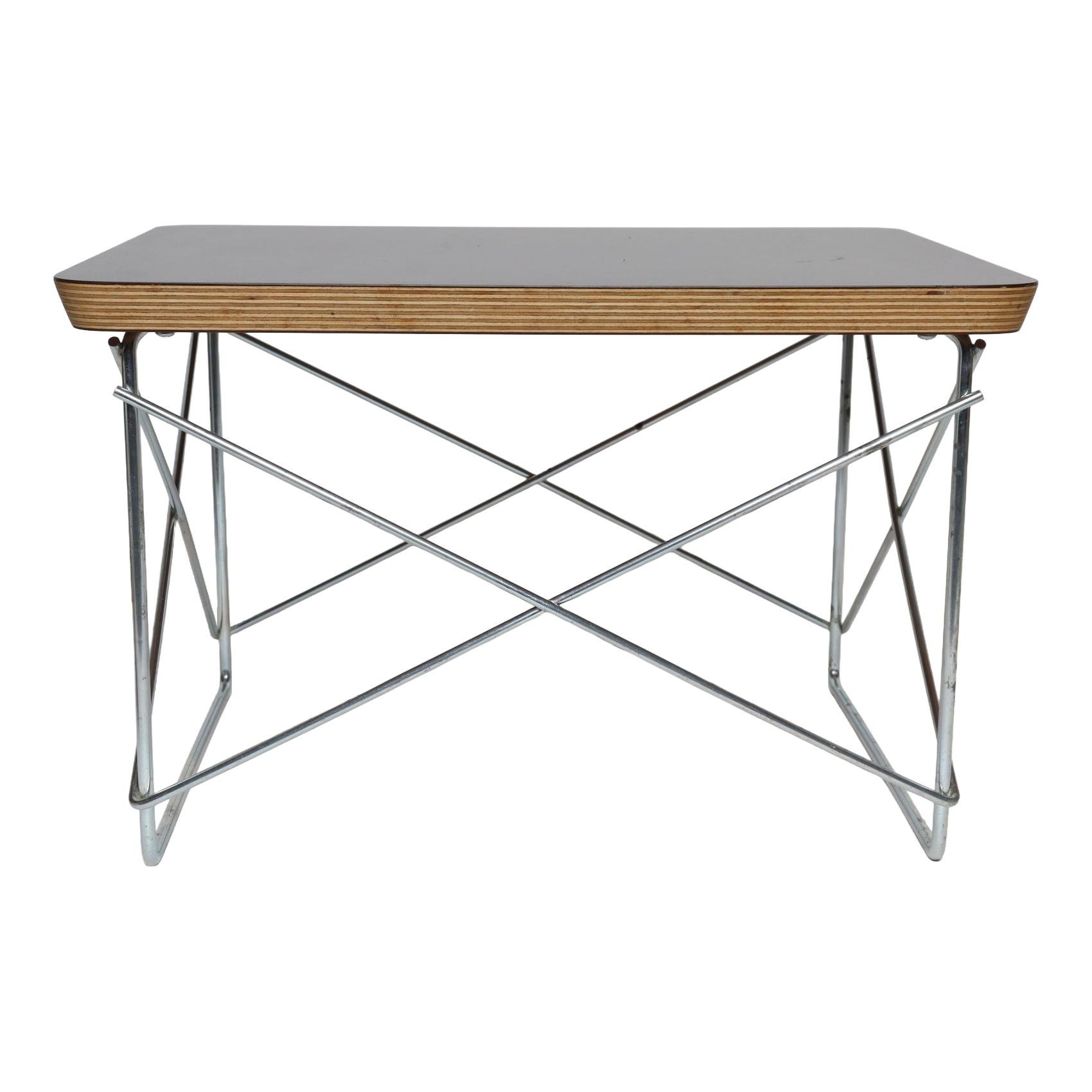 Are Charles Eames chairs comfortable?