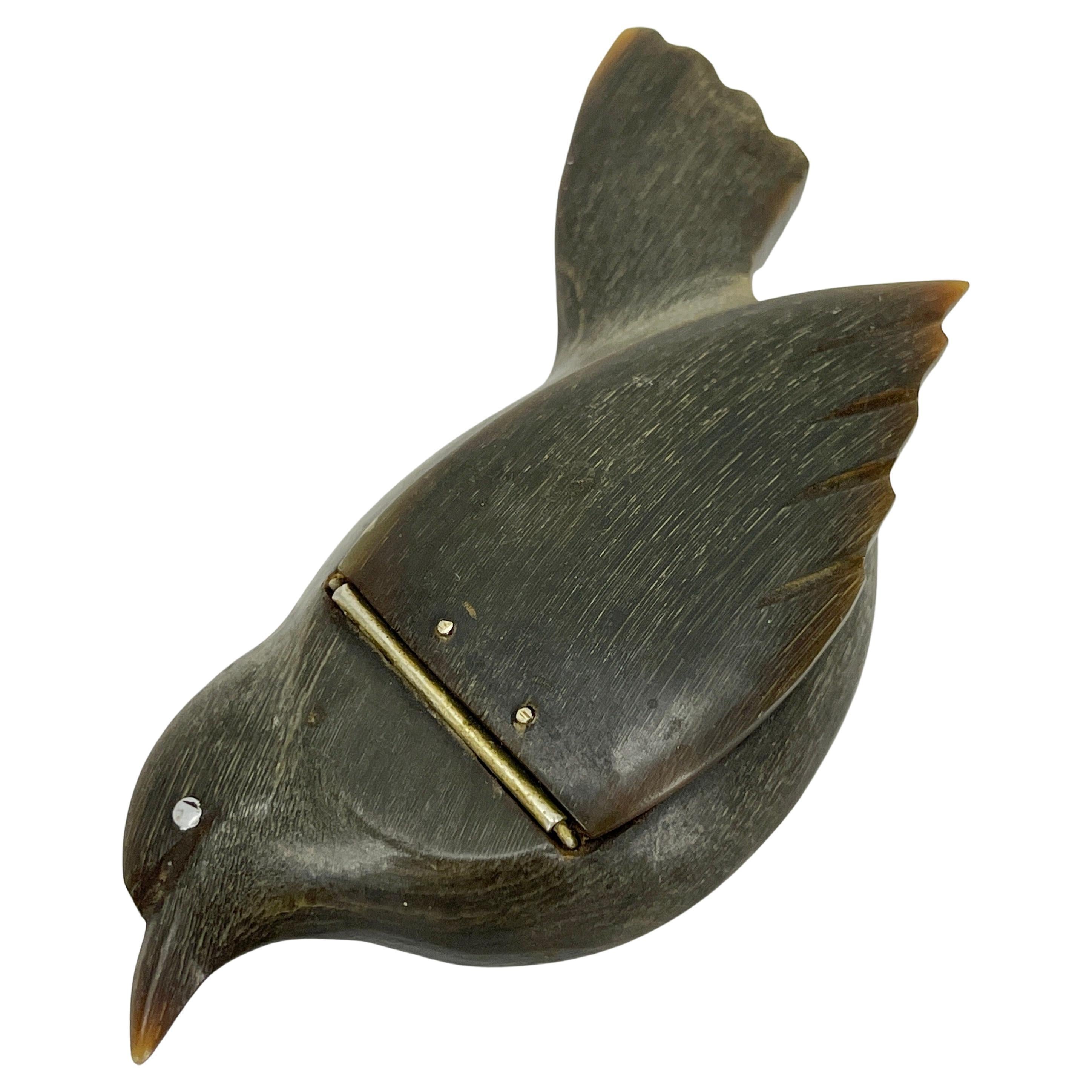 Hand-Carved Small Early 19th Century Antler Bird Snuff or Pill Box, France