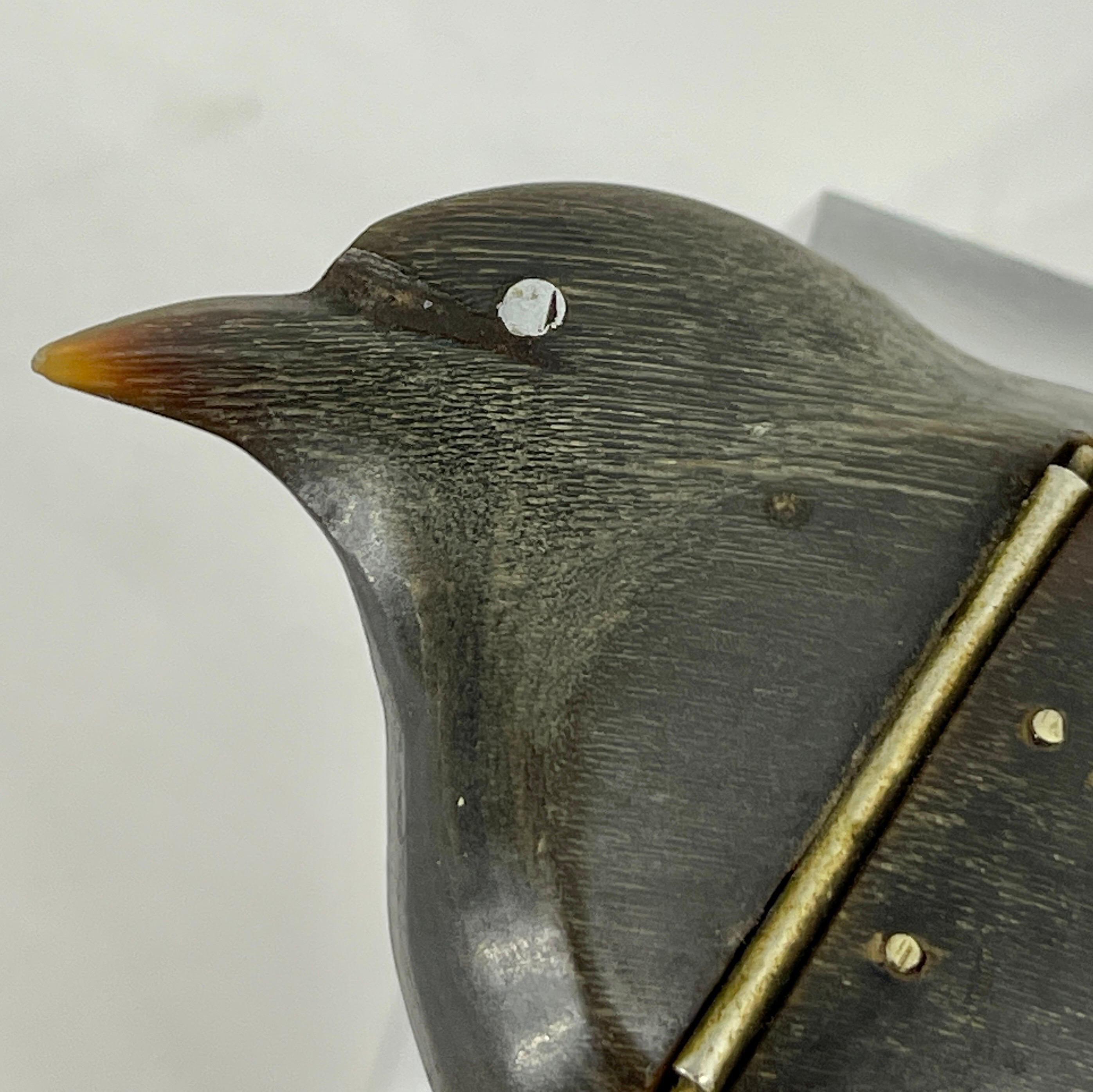 Small Early 19th Century Antler Bird Snuff or Pill Box, France 2