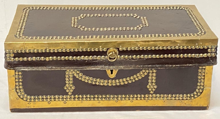 Small Early 19th Century Chinese Export Leather and Brass Camphor Wood Trunk In Good Condition For Sale In San Francisco, CA