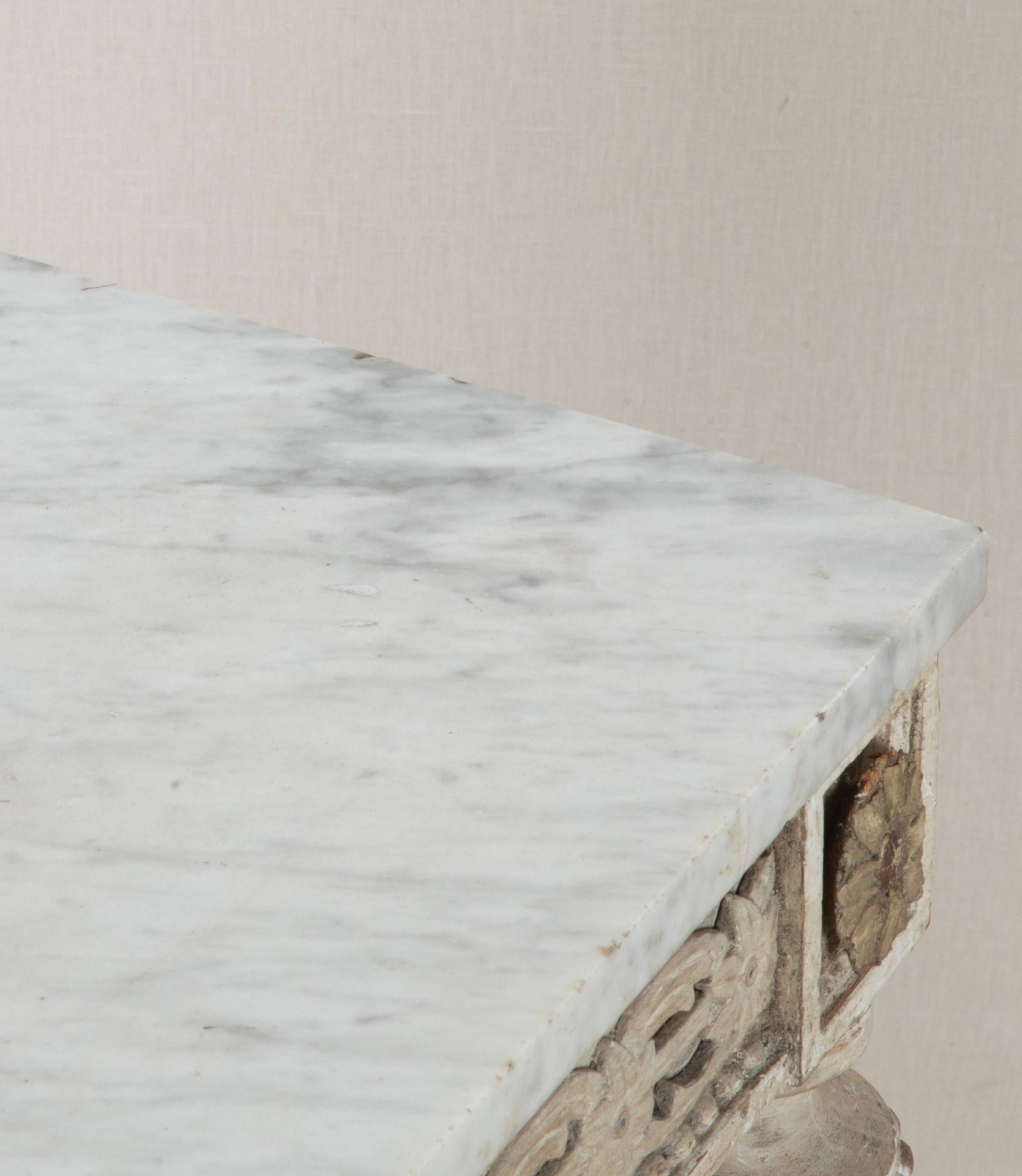 Small Early 19th Century Swedish Gustavian Console Table For Sale 1