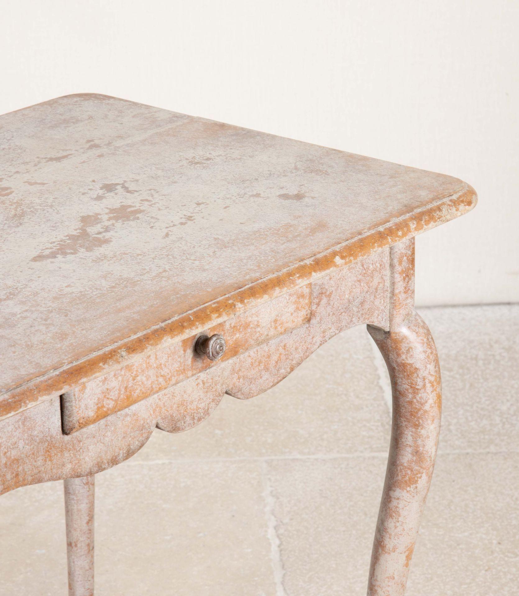 Small Early 19th Century Swedish Gustavian Period Side Table en vente 1