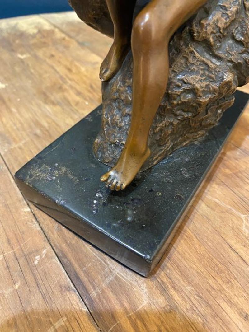 Early 20th Century Small Bronze Figurine of Lady on Rock Mounted on Marble Slab For Sale 1