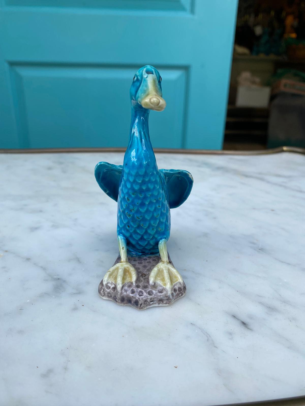 Kleine chinesische glasierte blaue Ente des frühen 20. Jahrhunderts:: nicht markiert (Glasiert)