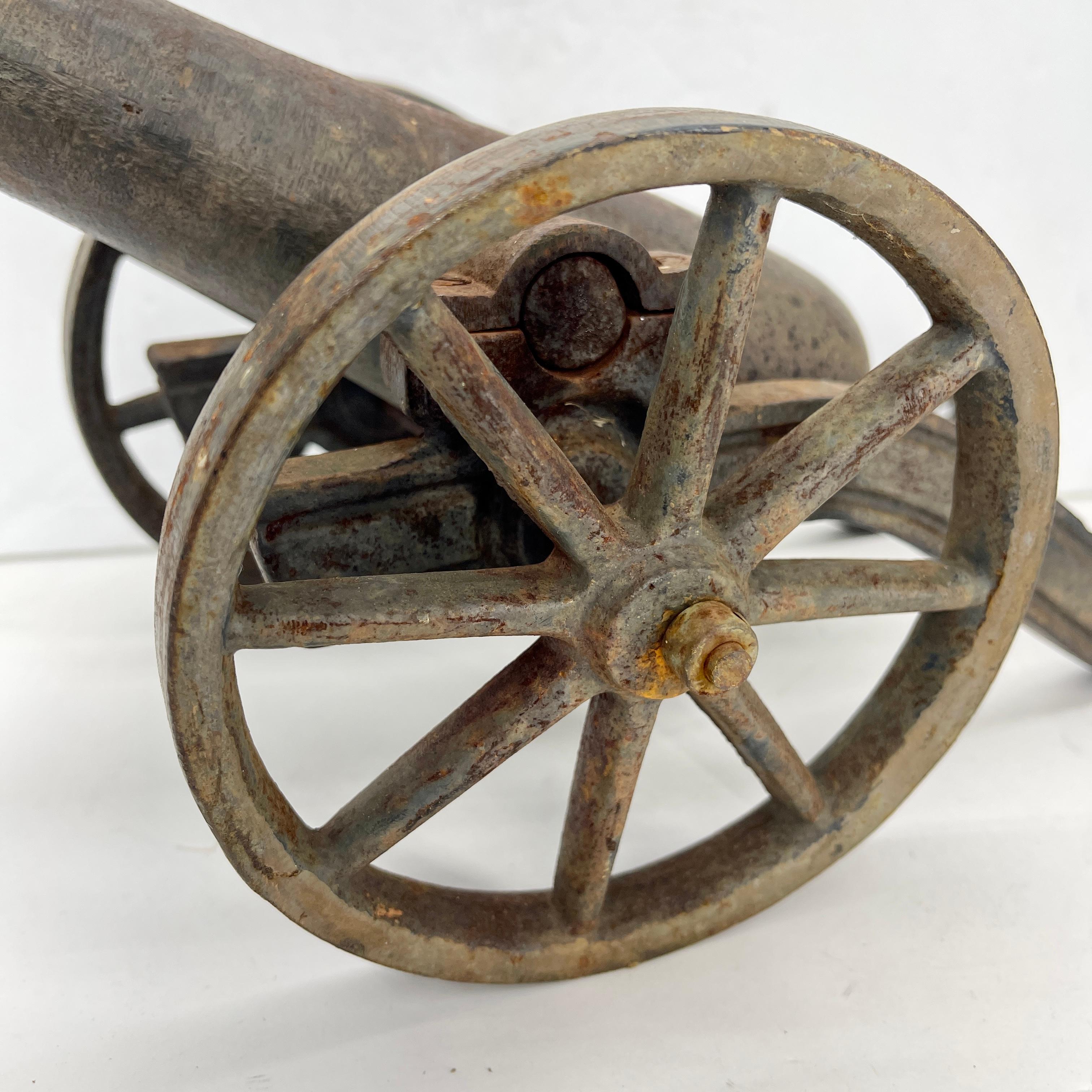 Small Early 20th Century Iron Cannon Desk Accessory with Eagle-Head Decoration For Sale 5