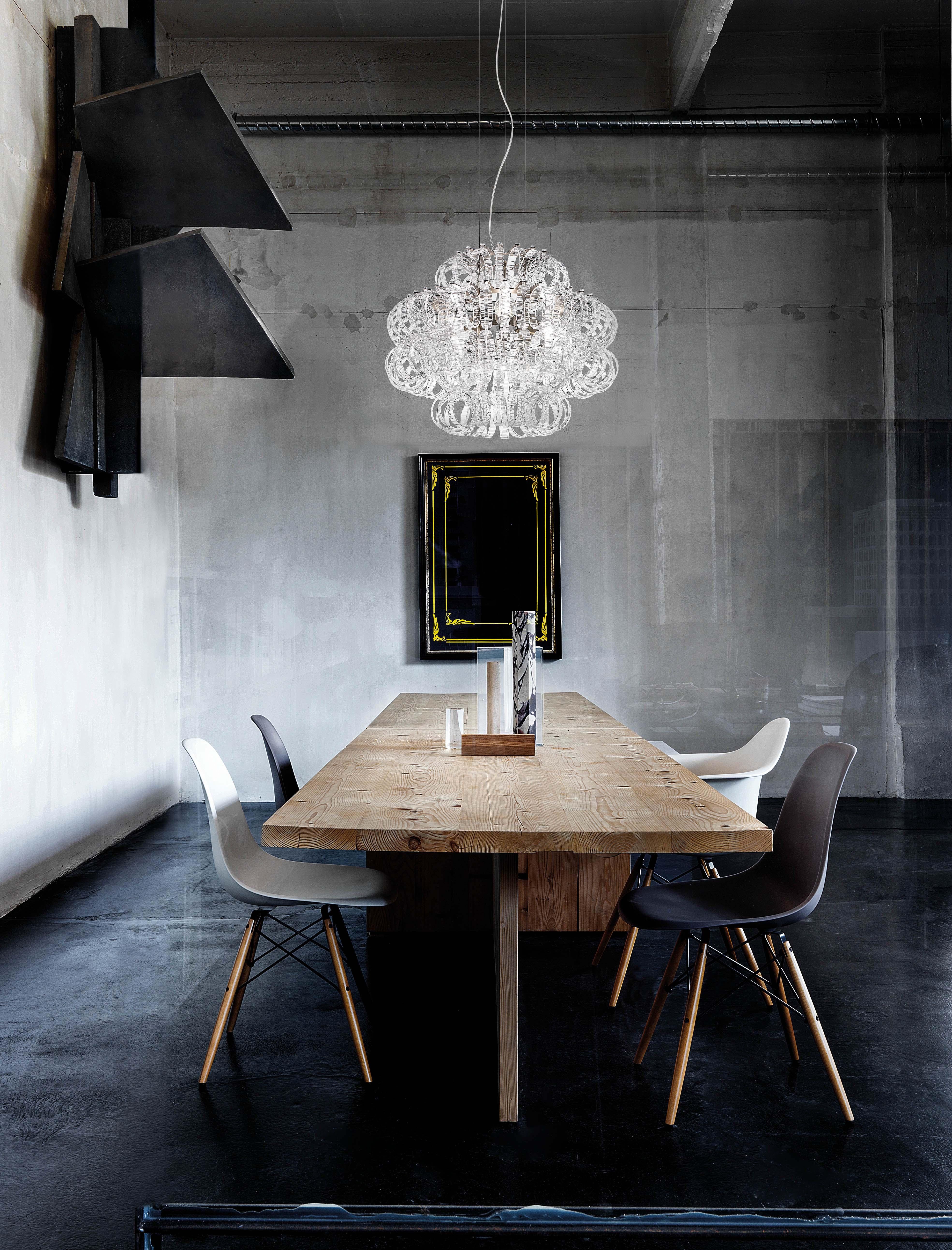 Italiano Lampadario piccolo Ecos SP 60C con struttura in bronzo opaco di Vistosi in vendita