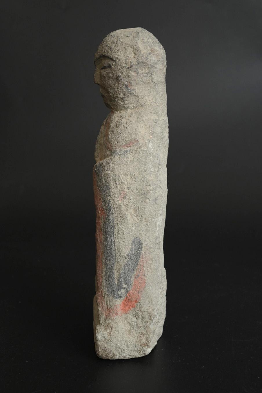 XIX secolo Piccolo Buddha in pietra del periodo Edo dal Giappone/Jizo Bodhisattva/1800s/Amuleto in vendita
