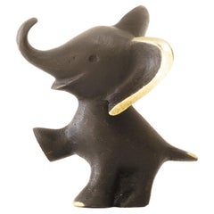 Petit éléphant par Walter Bosse vers 1950