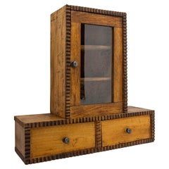 Pequeño Armario de Pared Brutalista de Olmo circa 1920