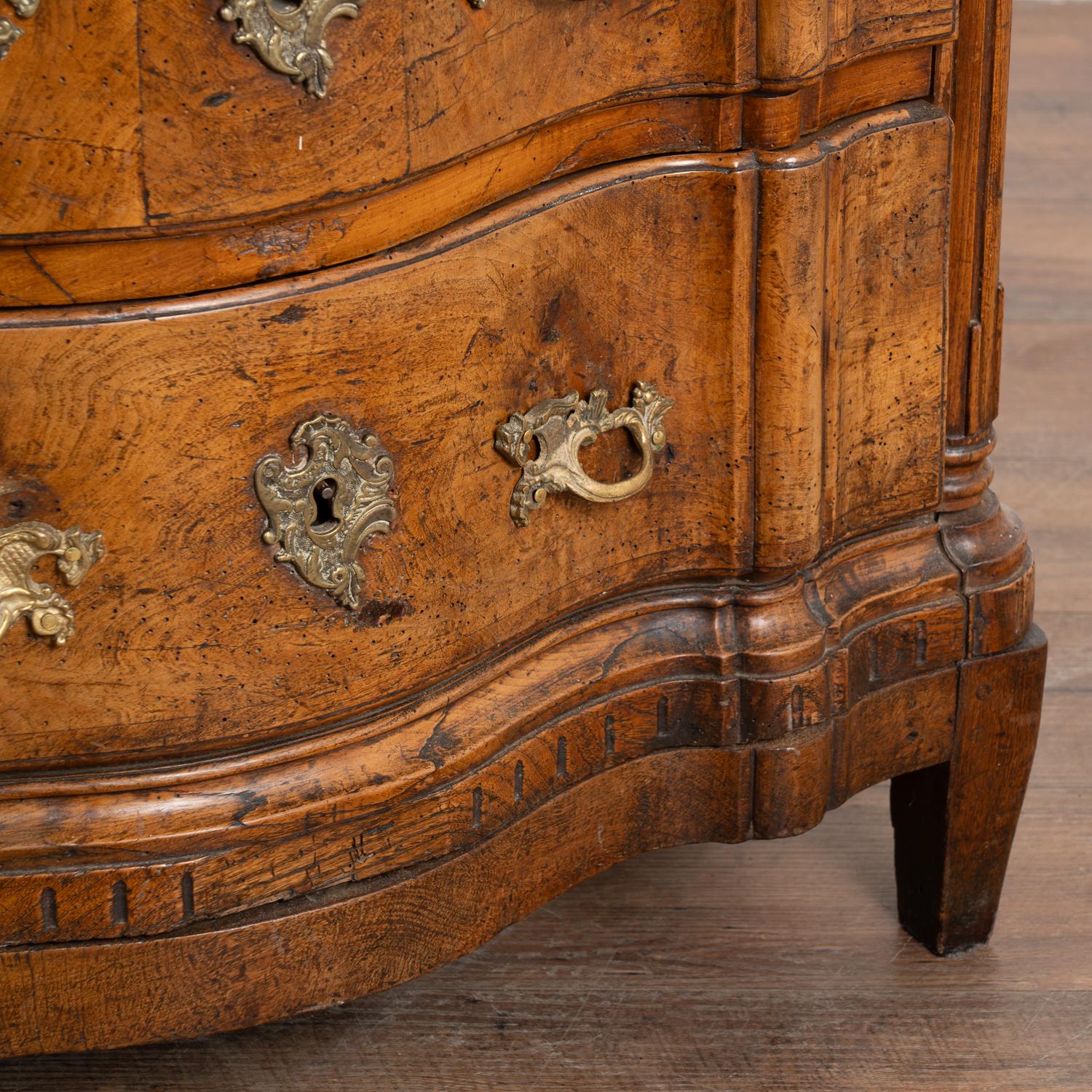 Small Elm Wood Louis XVI Chest of Drawers, Denmark circa 1870-90 For Sale 7