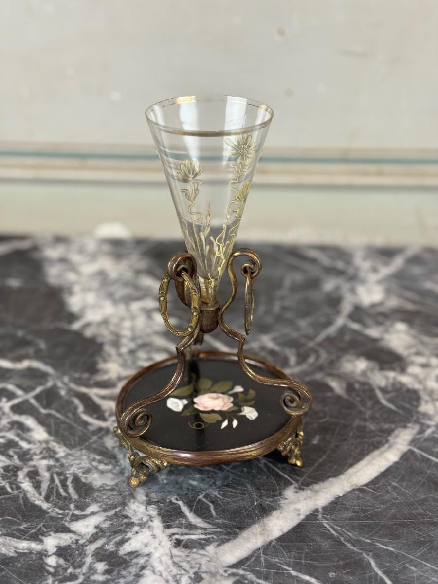 Small Enamelled Glass Vase, Bronze and Marble Inlay, Circa 1880 en Excelente estado para la venta en Honnelles, WHT
