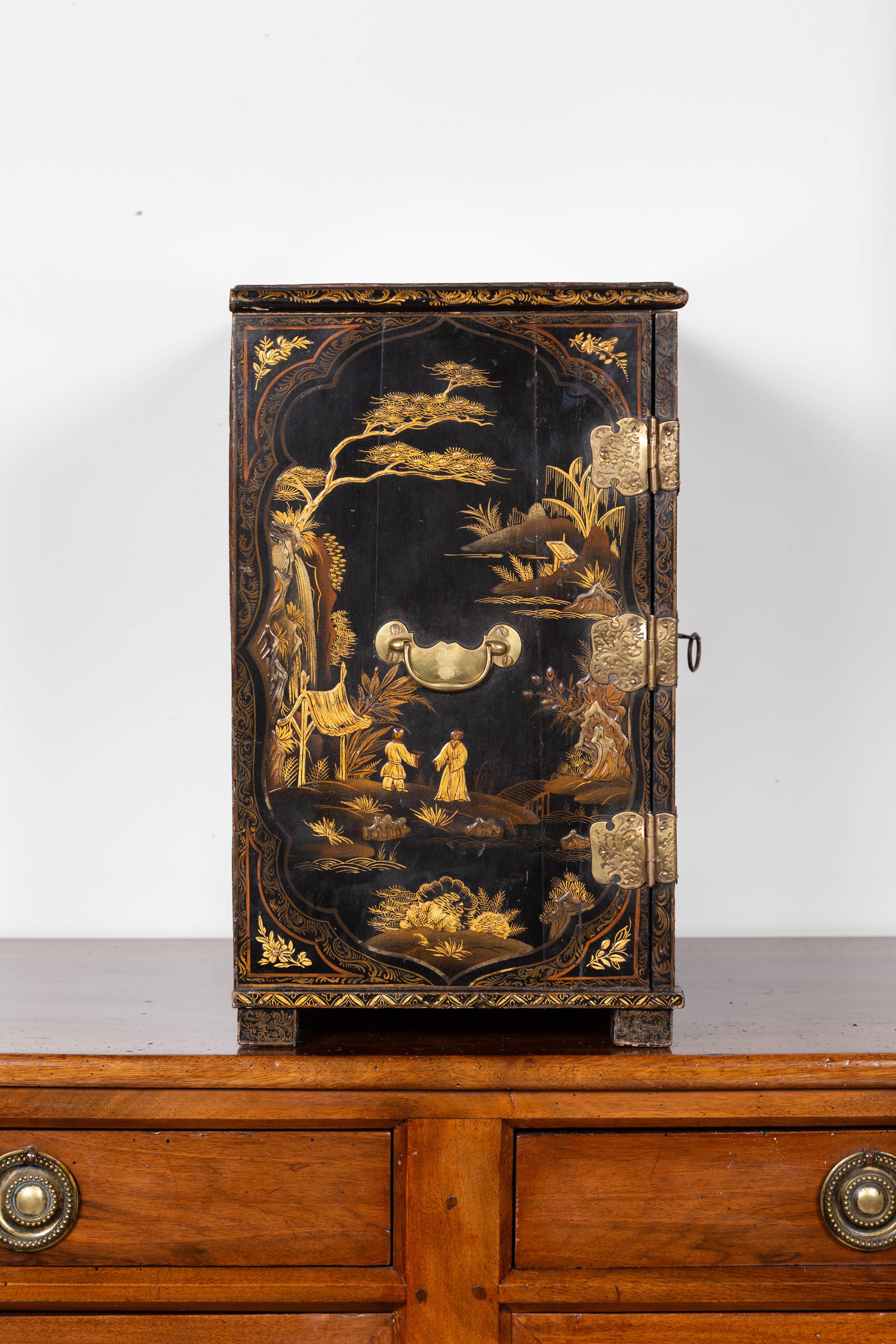 Small English 1890s Black and Gold Chinoiserie Cabinet with 10 Hidden Drawers 5