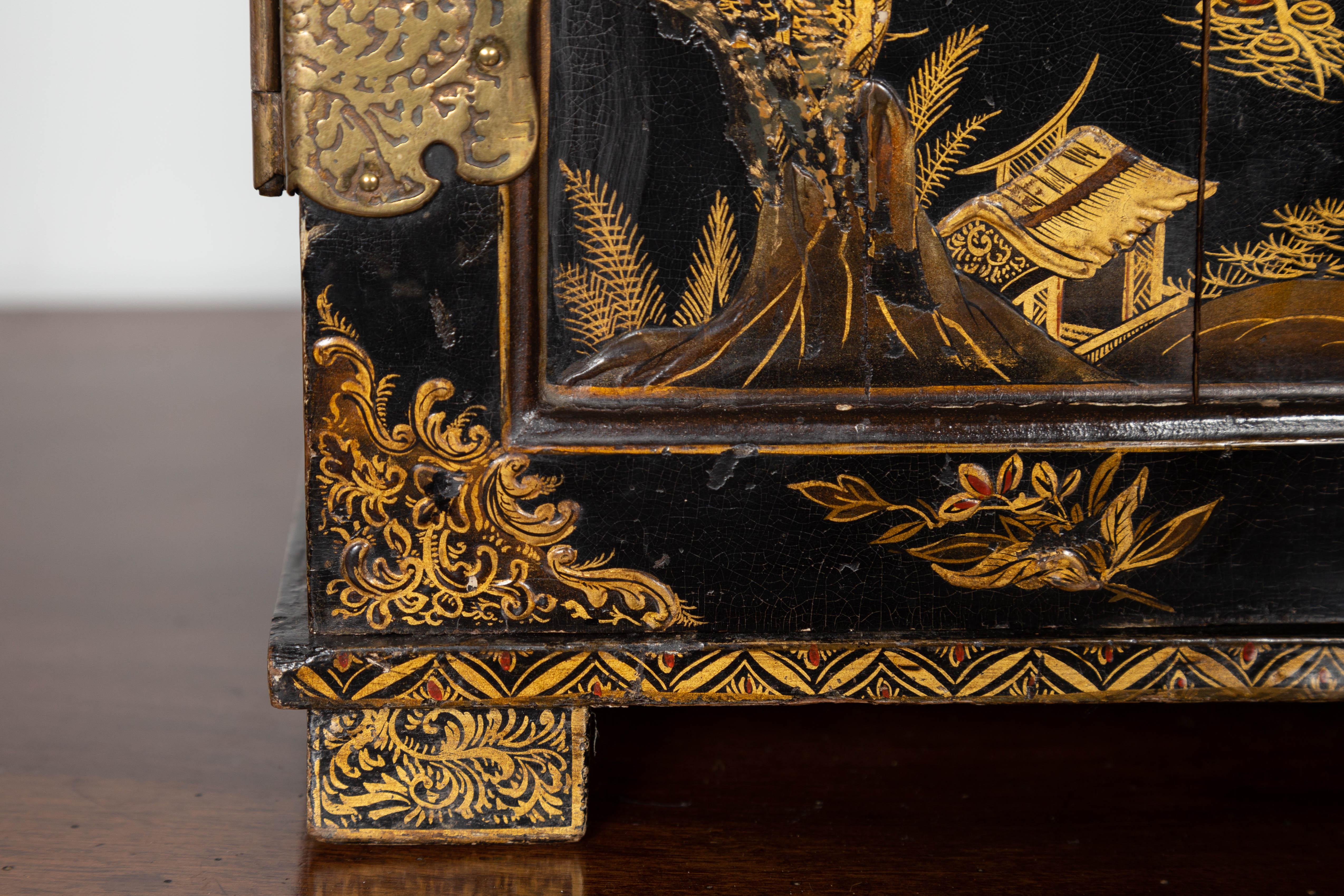 19th Century Small English 1890s Black and Gold Chinoiserie Cabinet with 10 Hidden Drawers