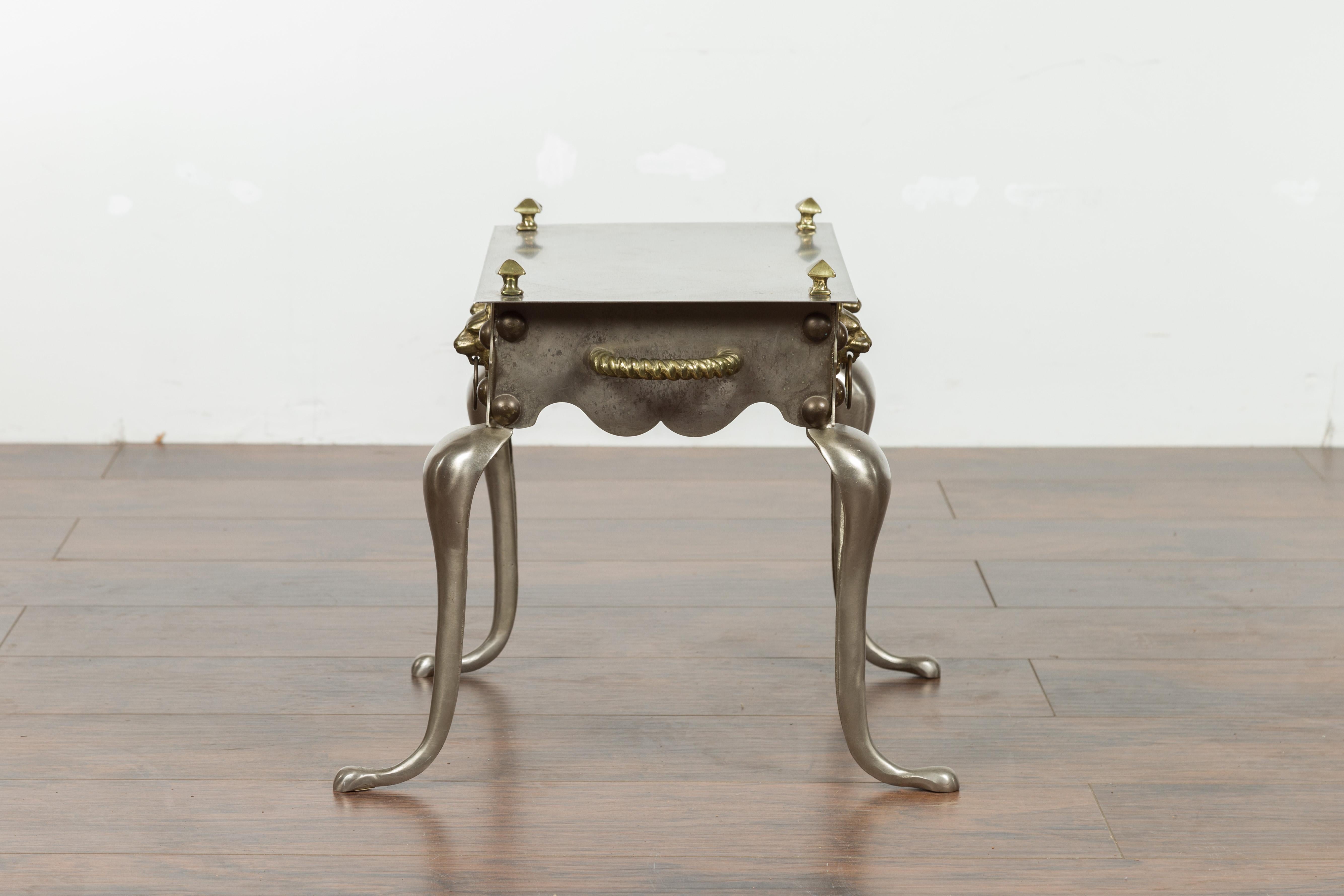 Small English 1900s Steel and Brass Side Table with Lion Heads and Curving Legs For Sale 6