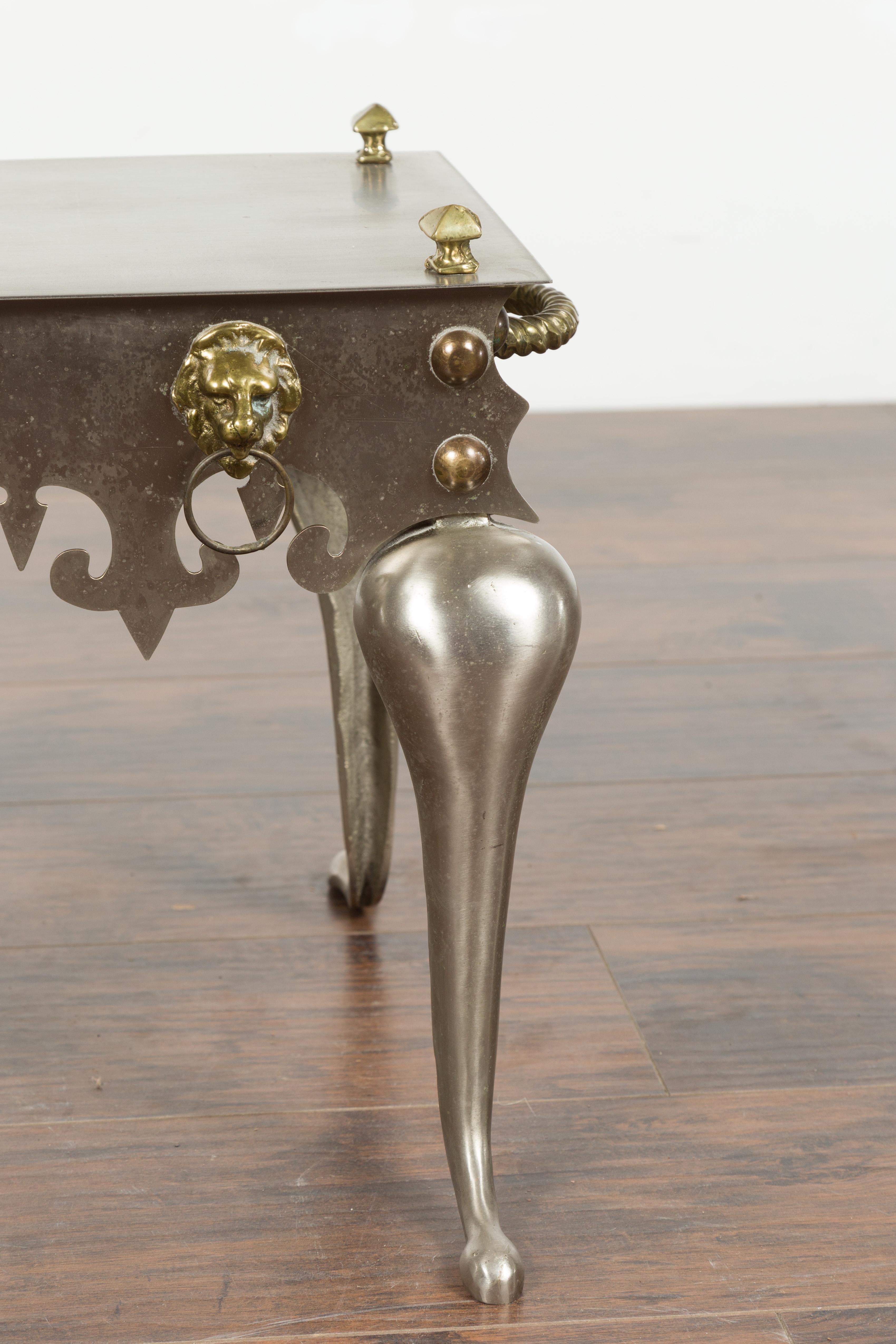 Small English 1900s Steel and Brass Side Table with Lion Heads and Curving Legs For Sale 2